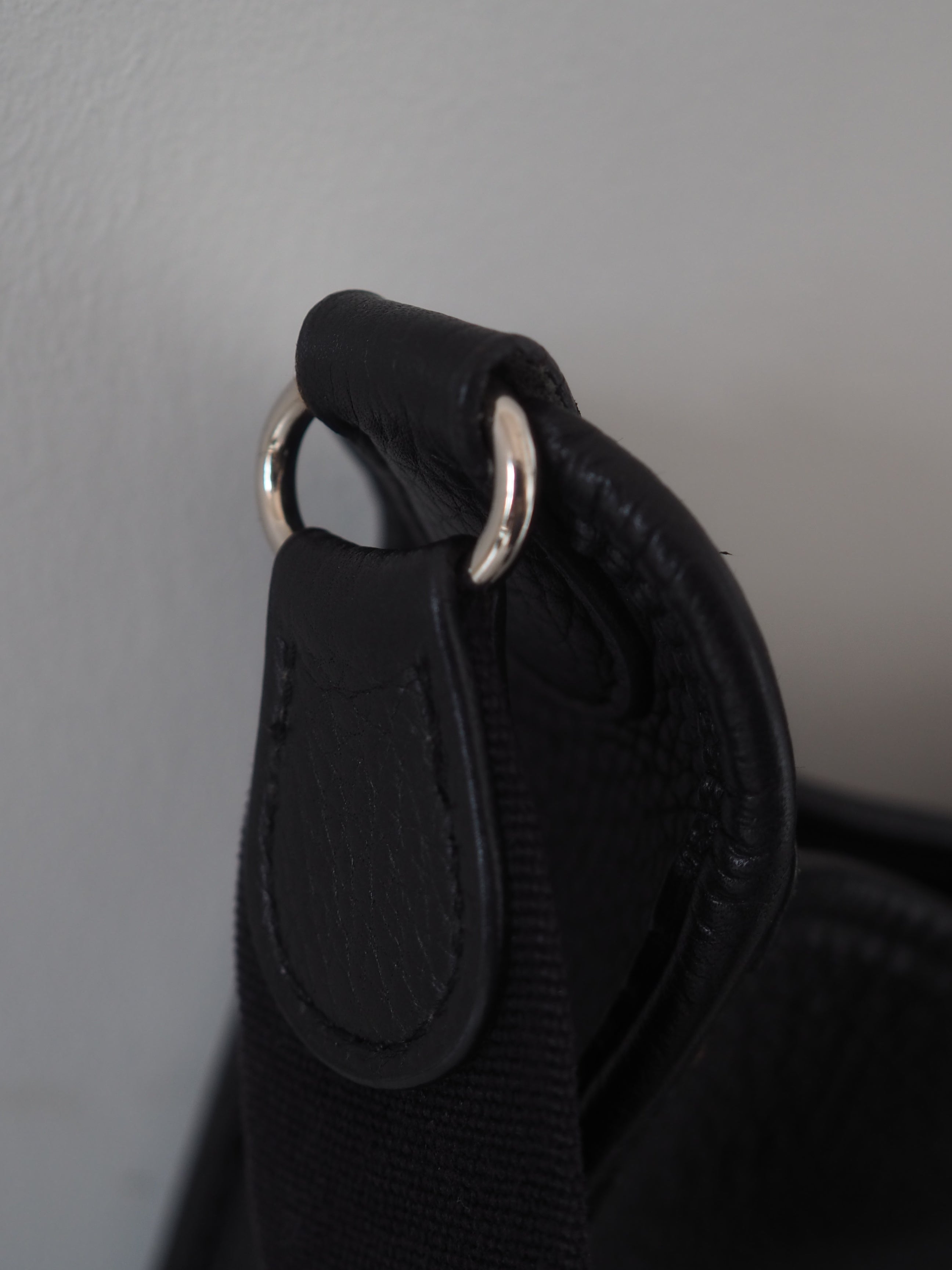 HERMÈS Vespa GM Shoulder Bag