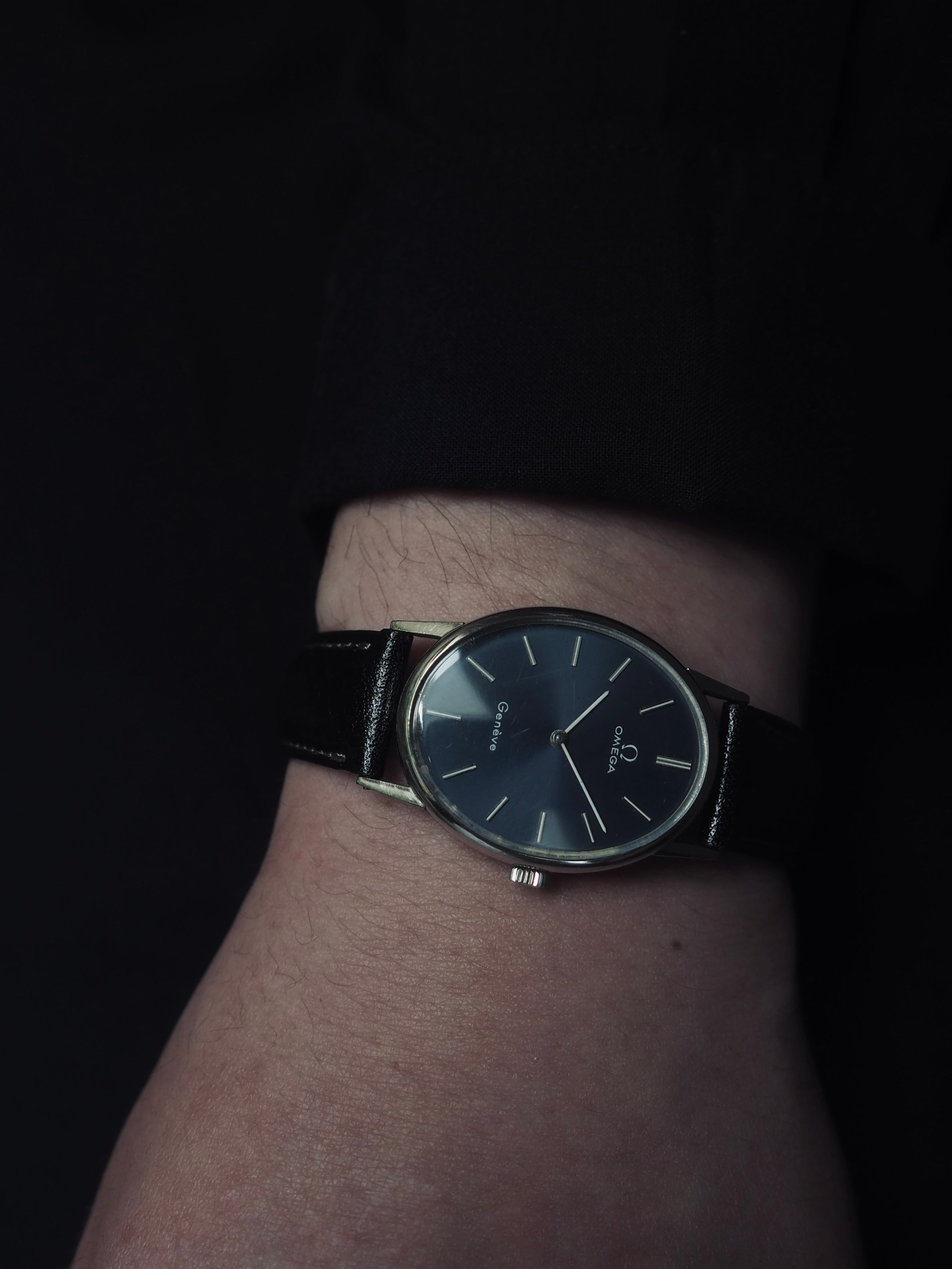OMEGA オメガ Genève ジュネーブ オーバル ウォッチ 腕時計 シルバー