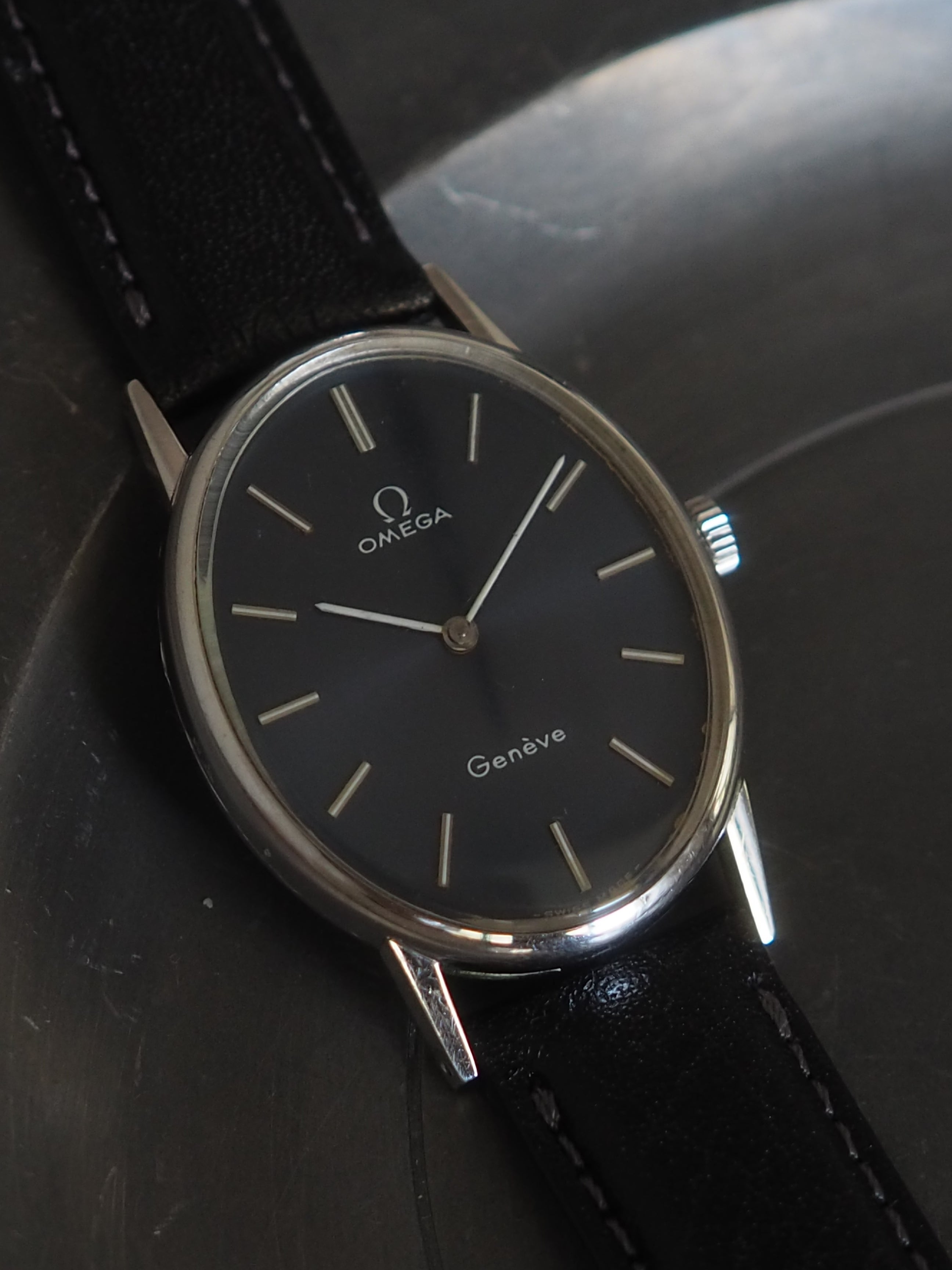 OMEGA Geneve 手巻き時計 黒文字盤 OMEGA Geneva 手巻き時計 黒文字盤 【公式通販】