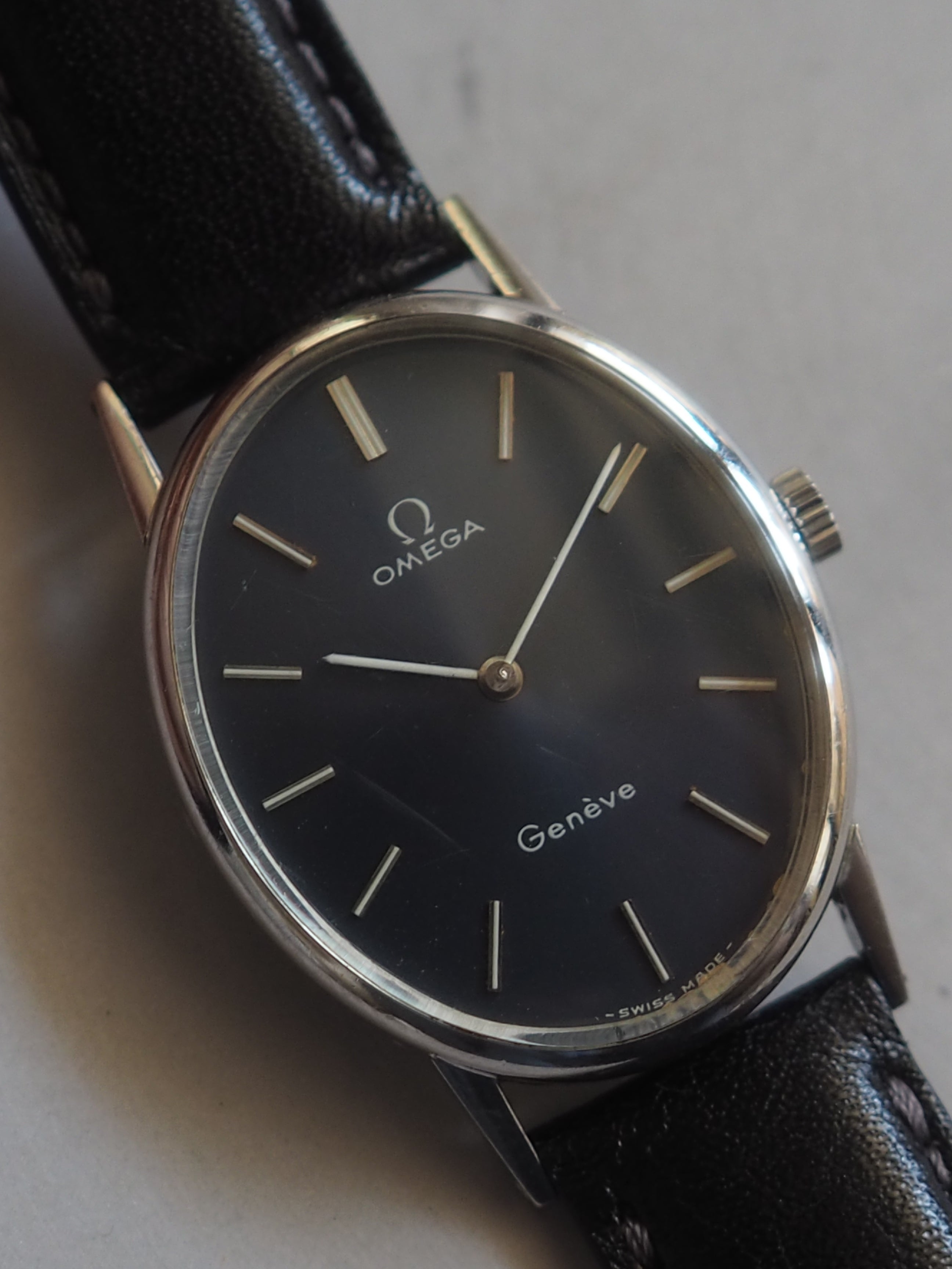 OMEGA オメガ Genève ジュネーブ オーバル ウォッチ 腕時計 シルバー
