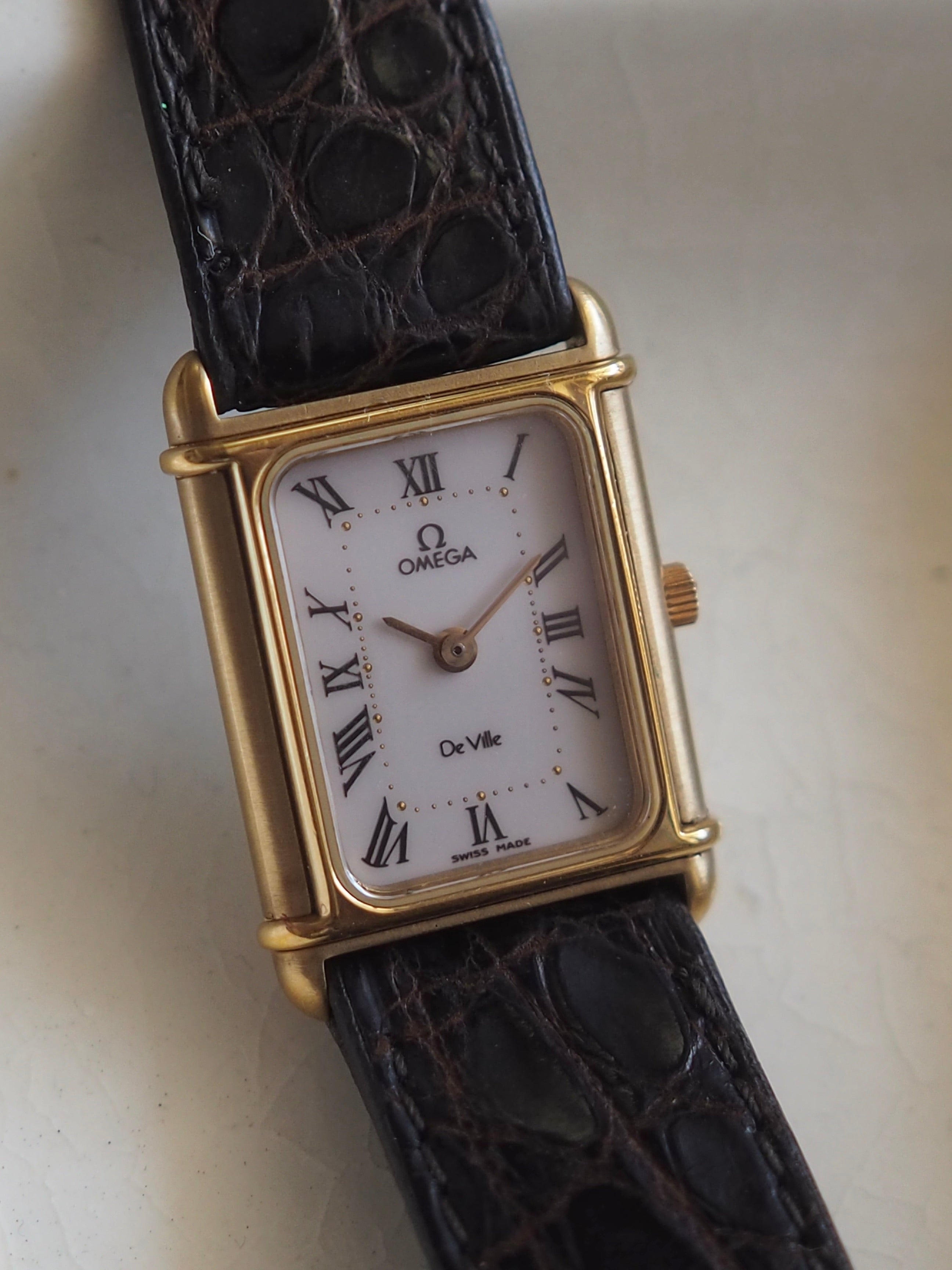 y　美品　OMEGA DEVILLE 腕時計　レディース オメガ / OMEGA デビル / Deville カットガラス 2Pダイヤ 腕時計 【24