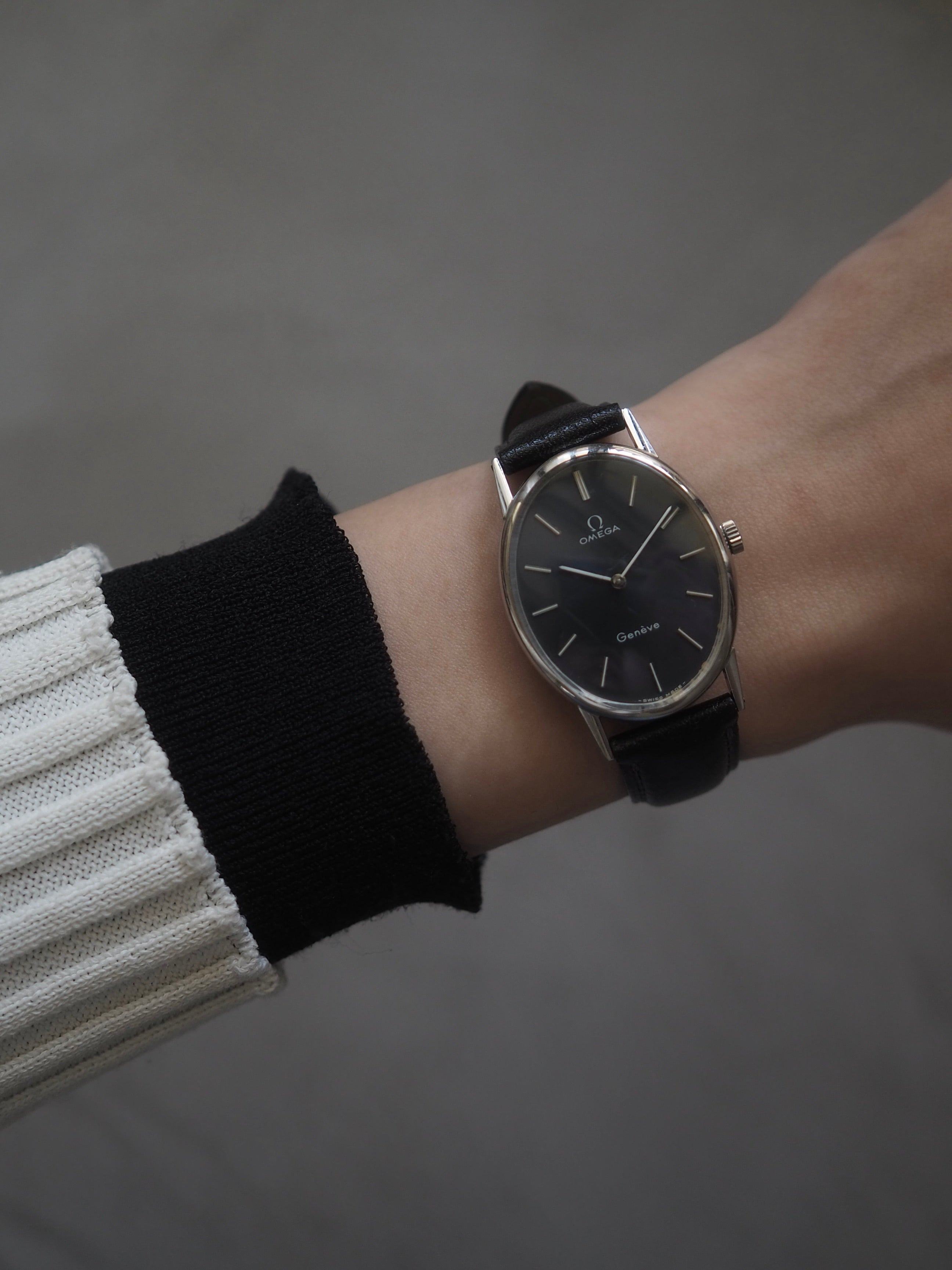 OMEGA オメガ Genève ジュネーブ オーバル ウォッチ 腕時計 シルバー