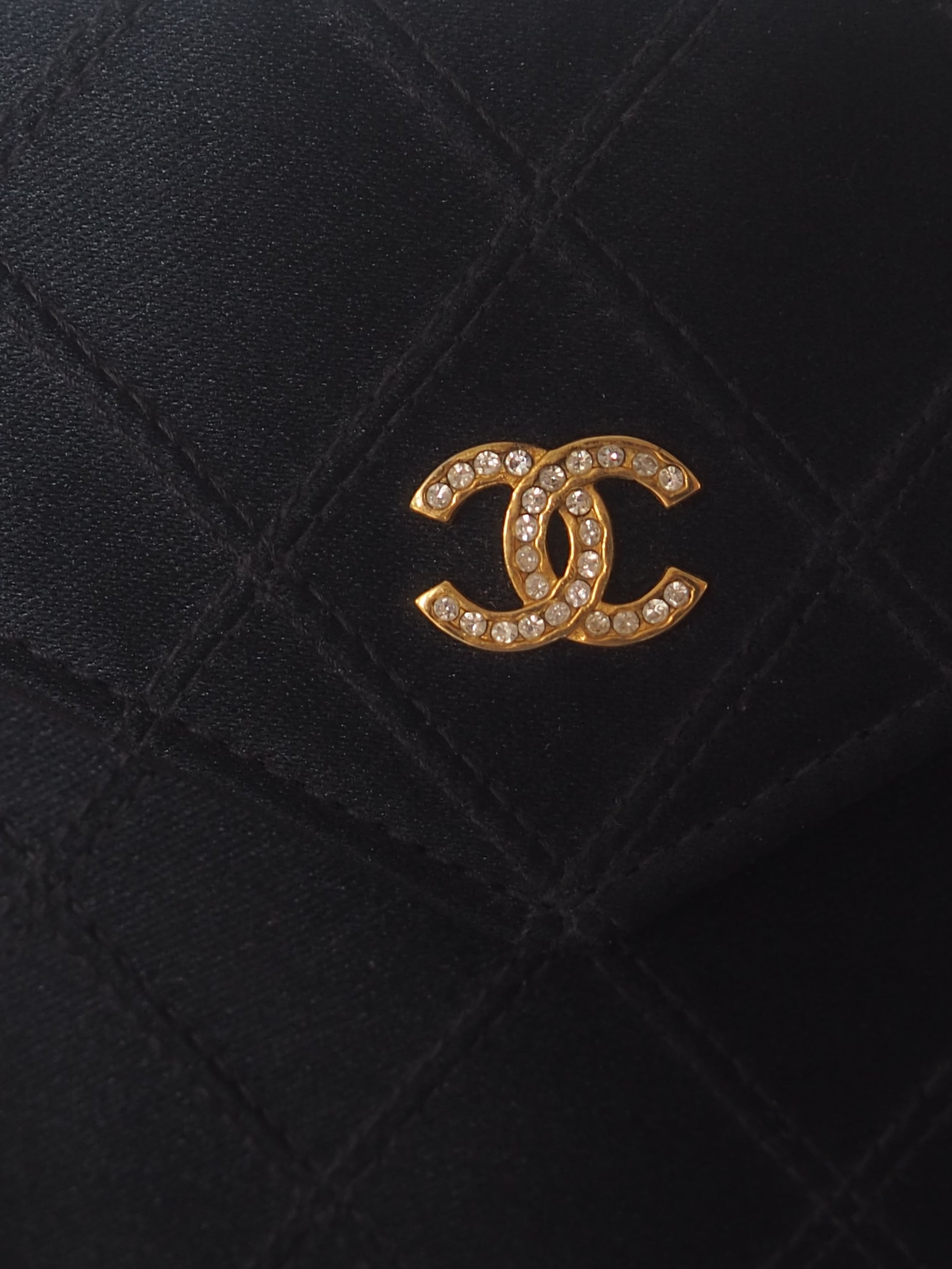 CHANEL Bicolore Satin Coin Case