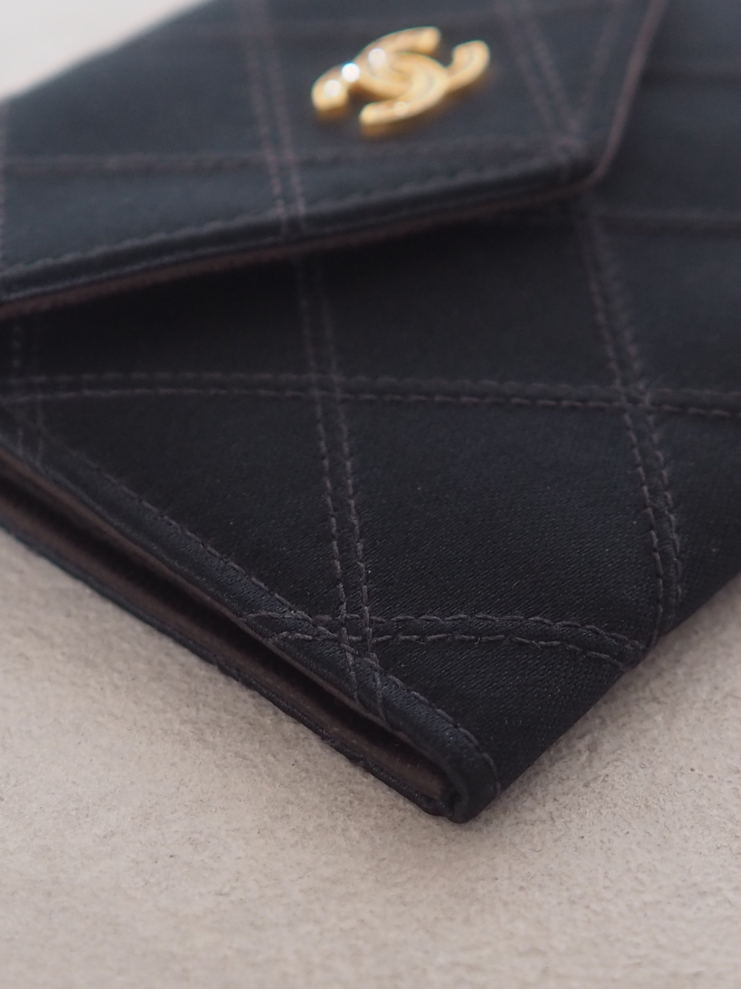 CHANEL Bicolore Satin Coin Case