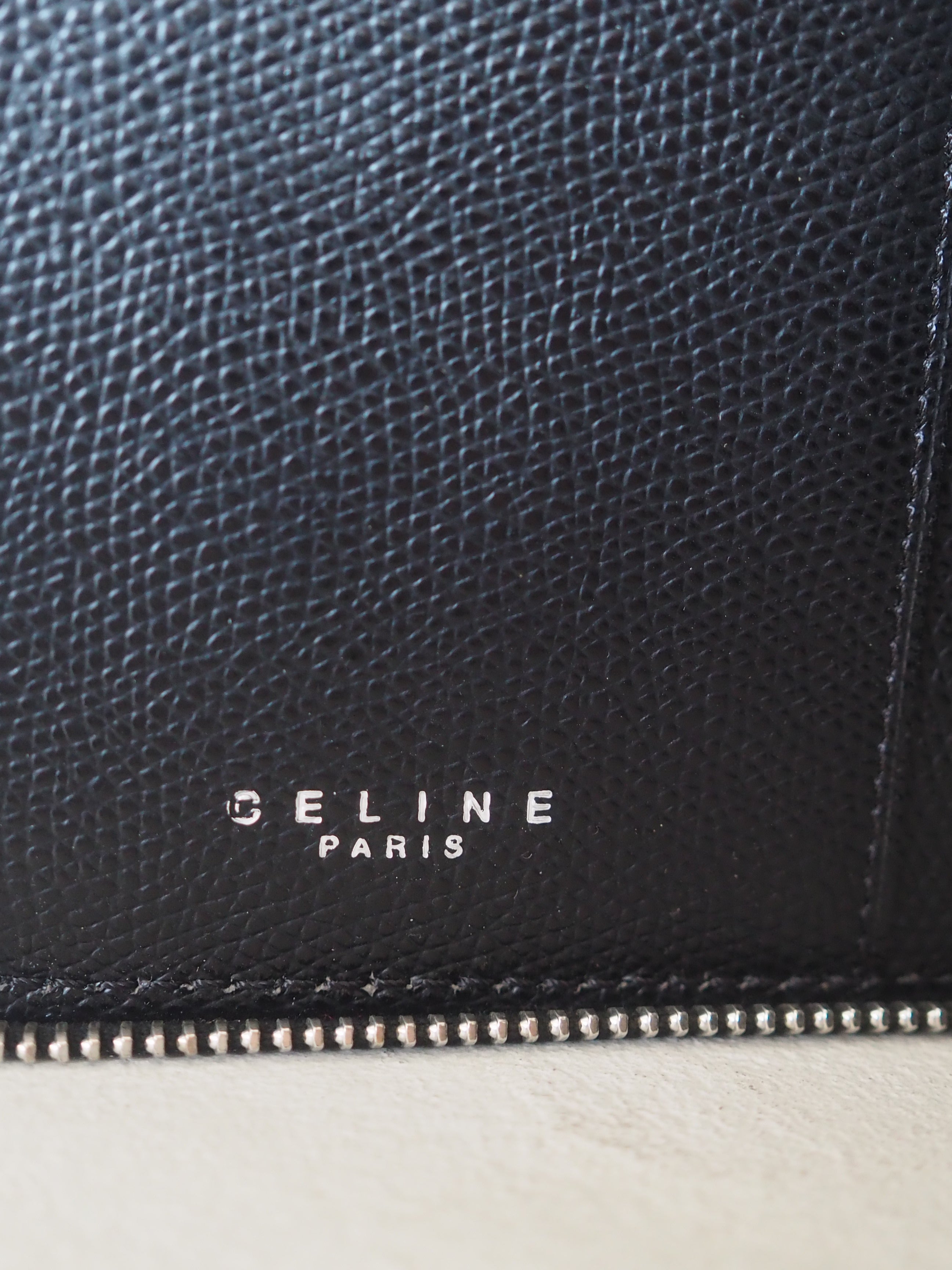 新品未使用 / セリーヌ パスポートカバー ブラック CELINE セリーヌ パスポートケース マルチケース ウォレット レザー