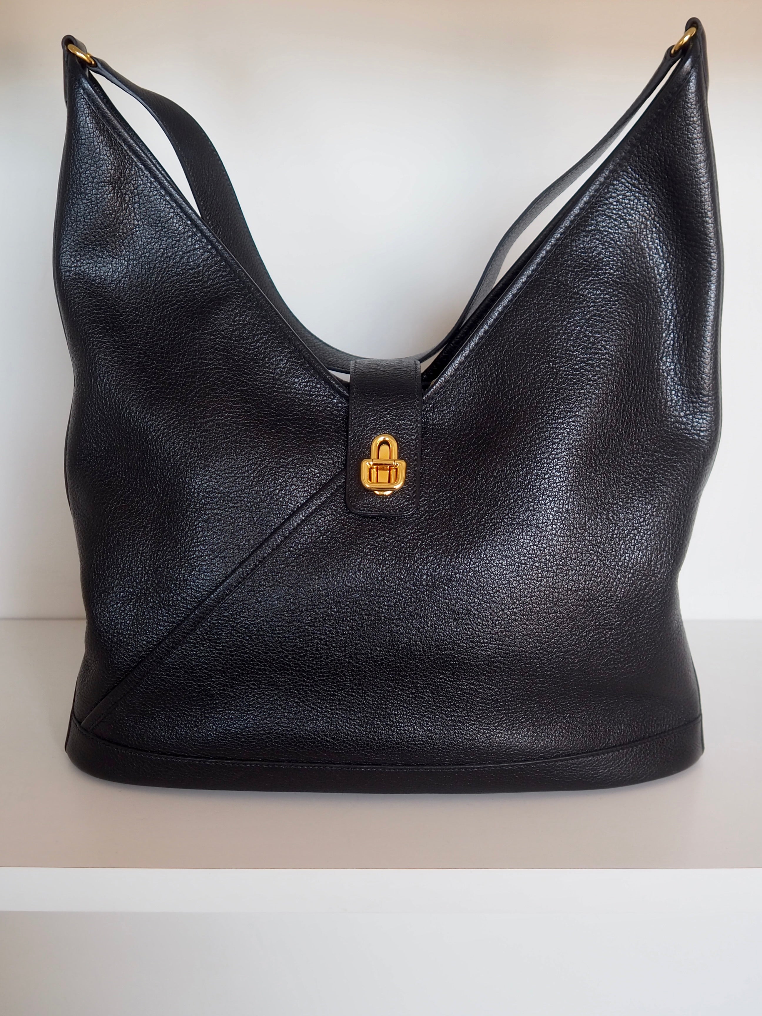 HERMÈS Dosuka Shoulder Bag