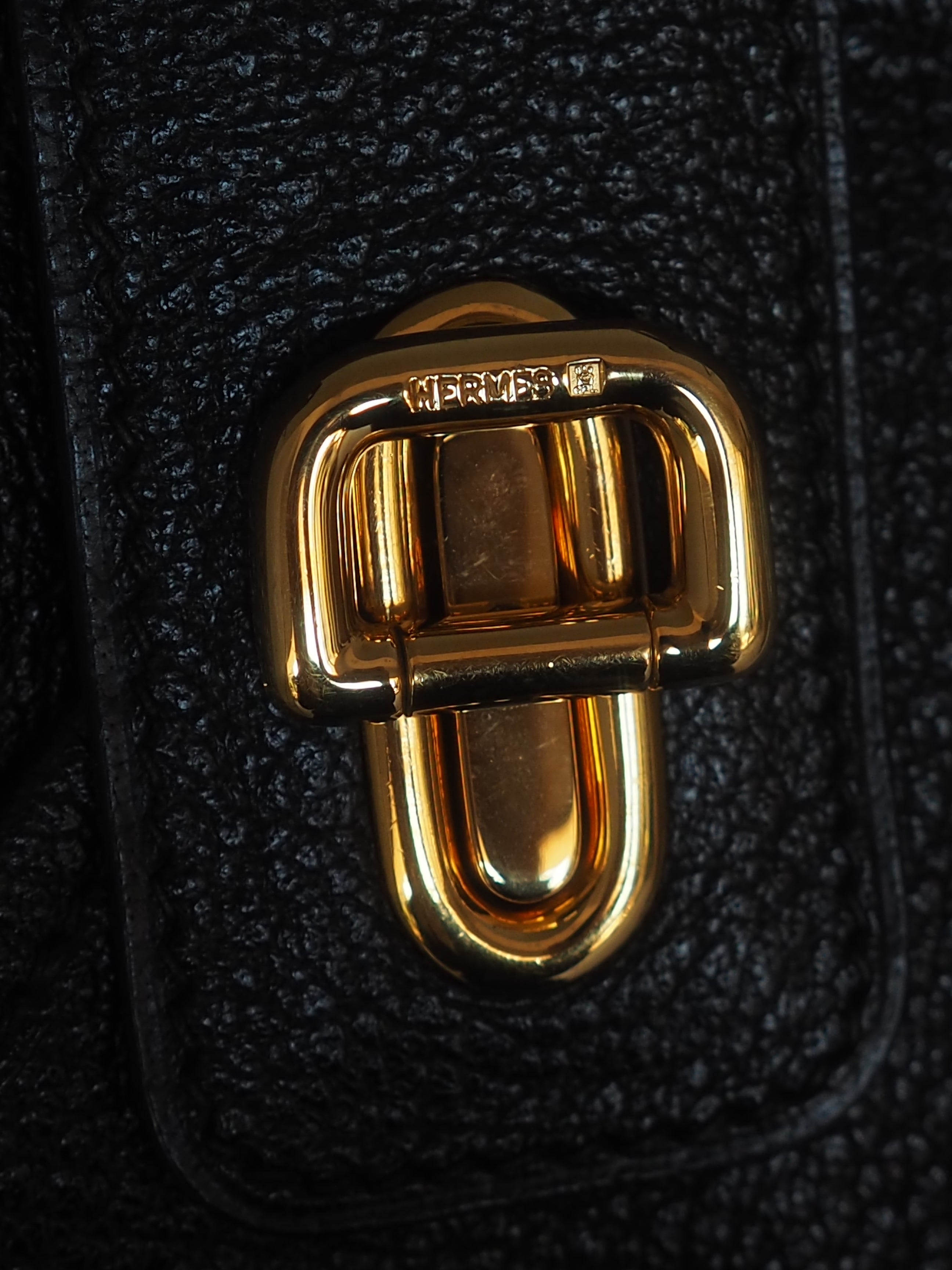 HERMÈS Dosuka Shoulder Bag