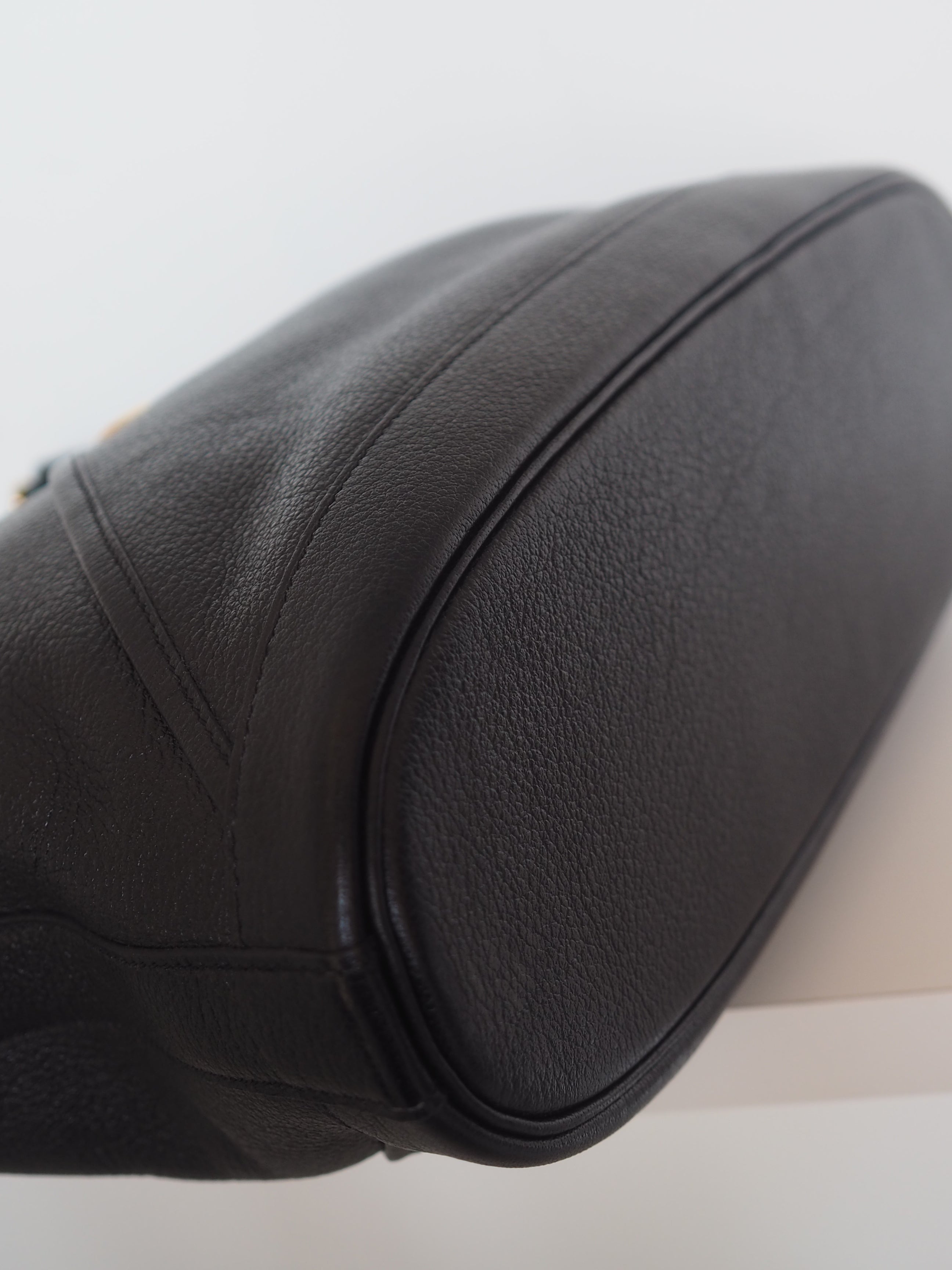 HERMÈS Dosuka Shoulder Bag
