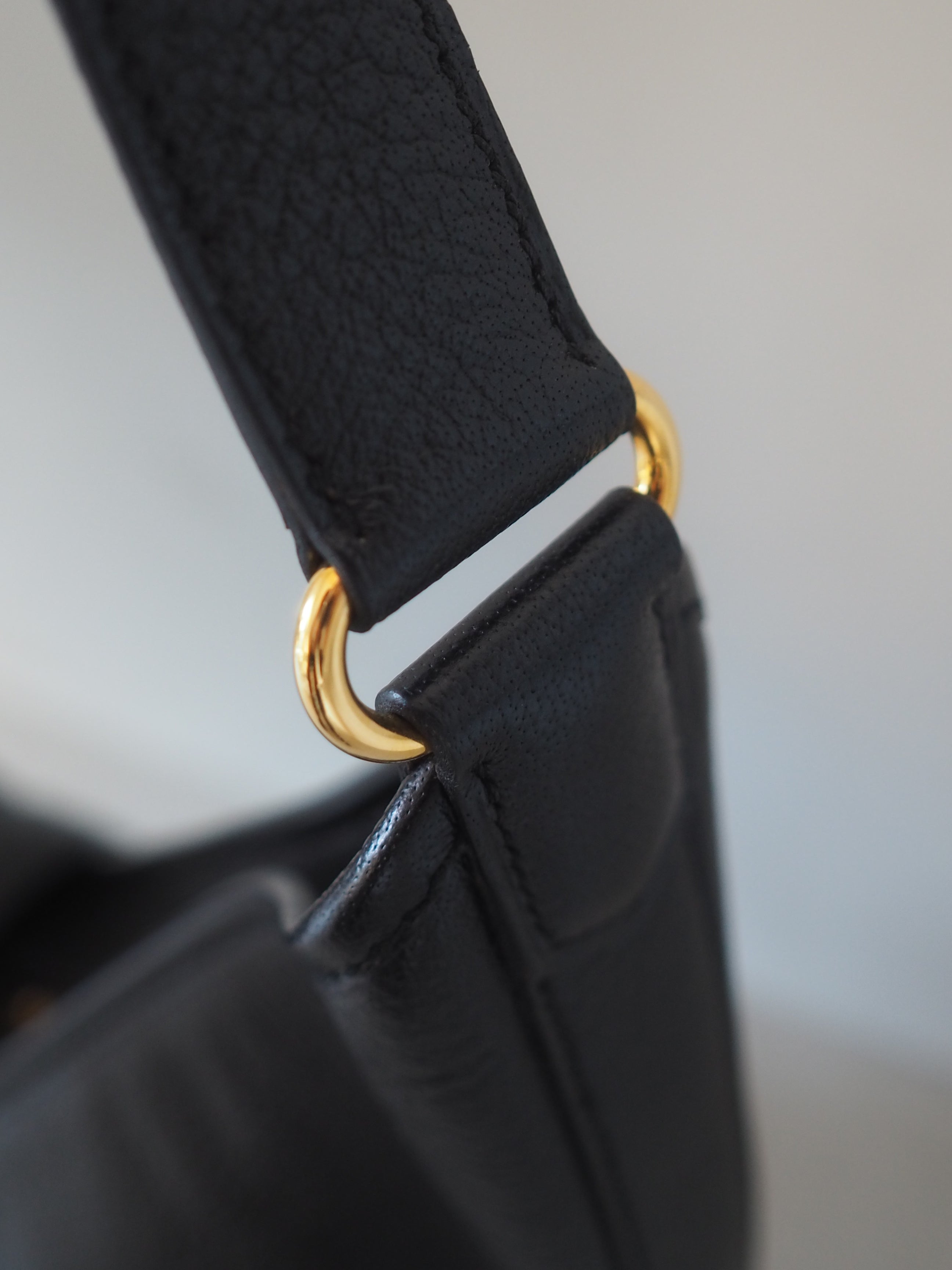 HERMES エルメス Dosuka ドゥースカ ショルダー バッグ レザー