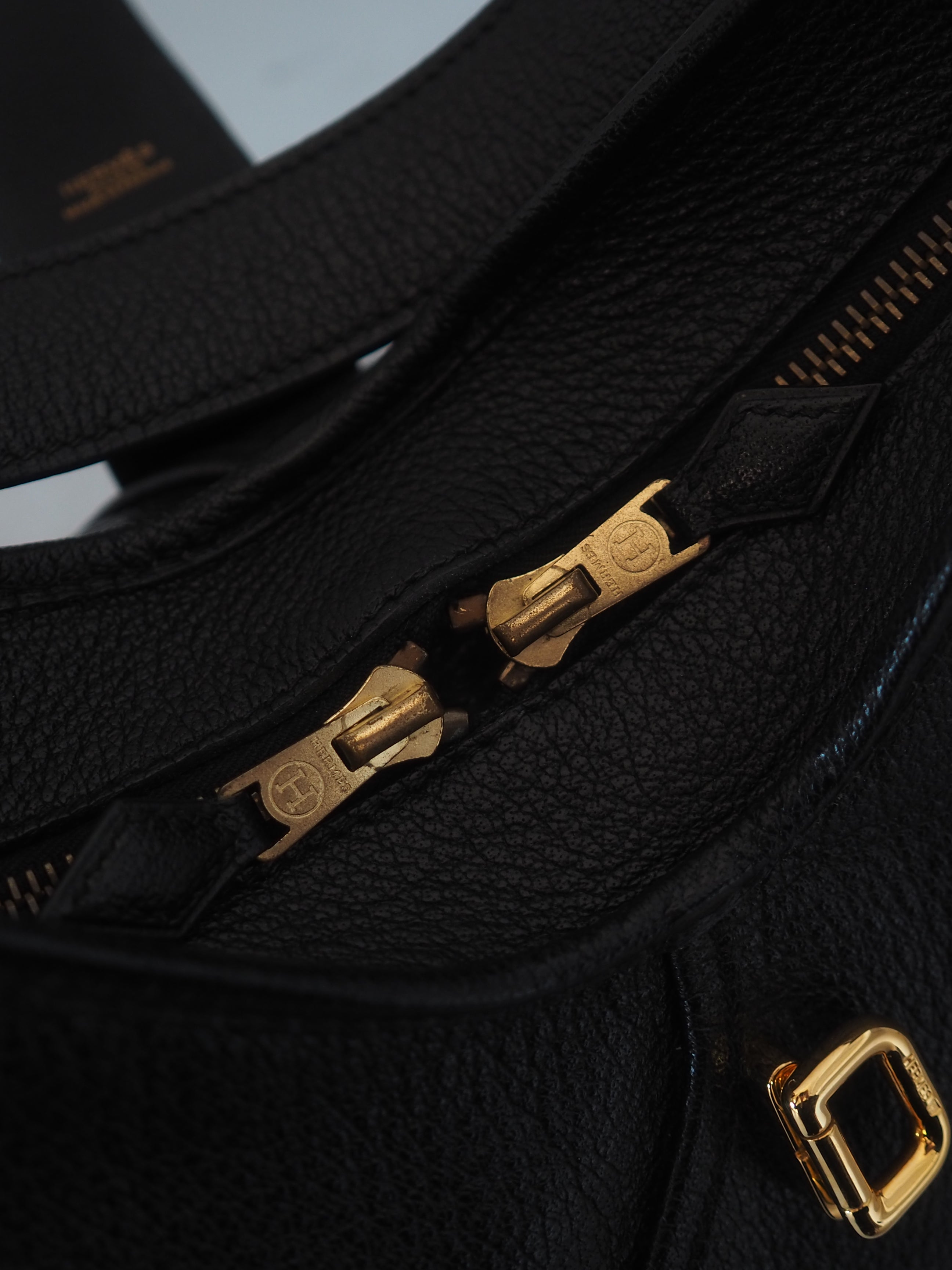 HERMÈS Dosuka Shoulder Bag