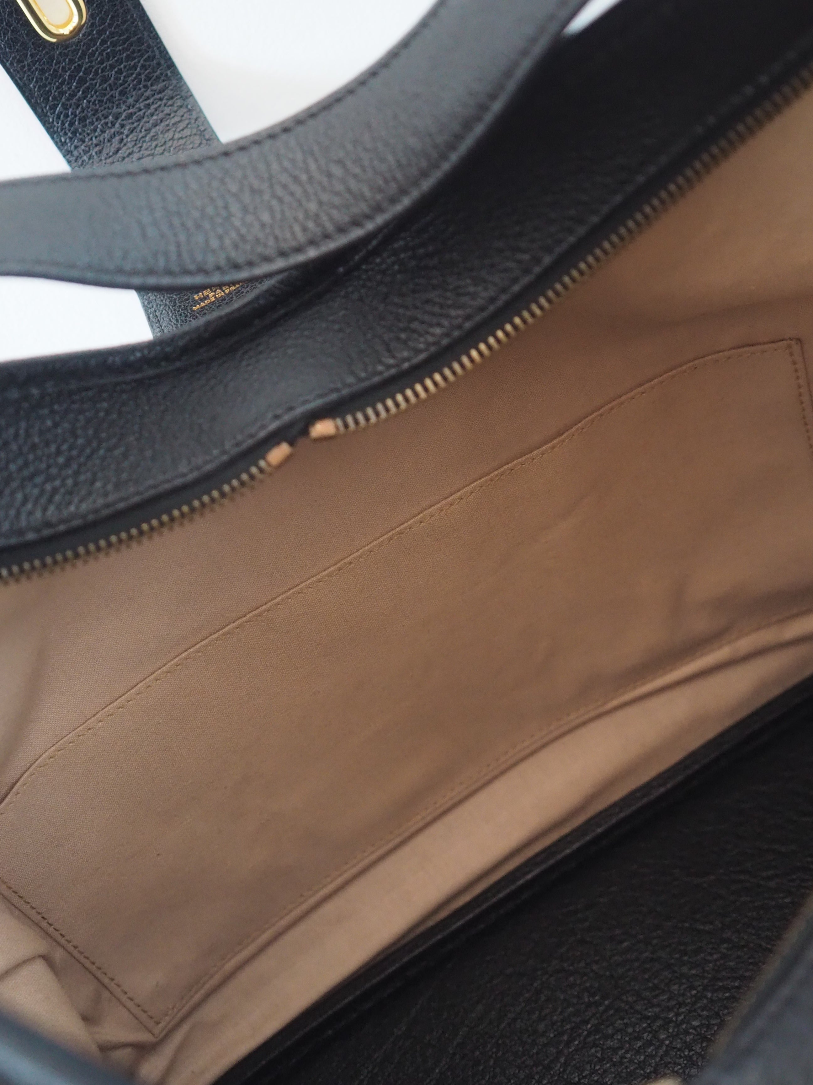 HERMÈS Dosuka Shoulder Bag