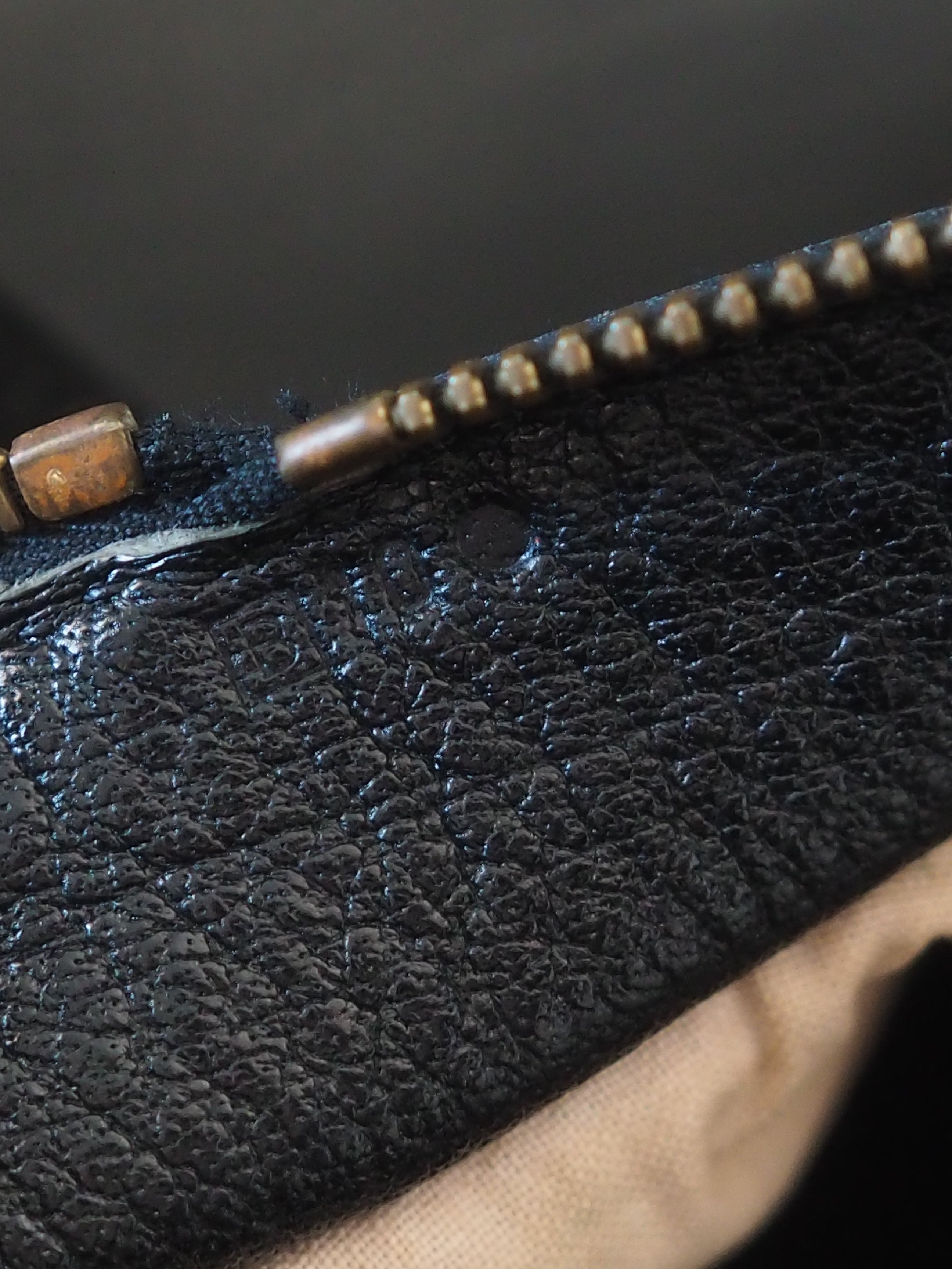HERMÈS Dosuka Shoulder Bag
