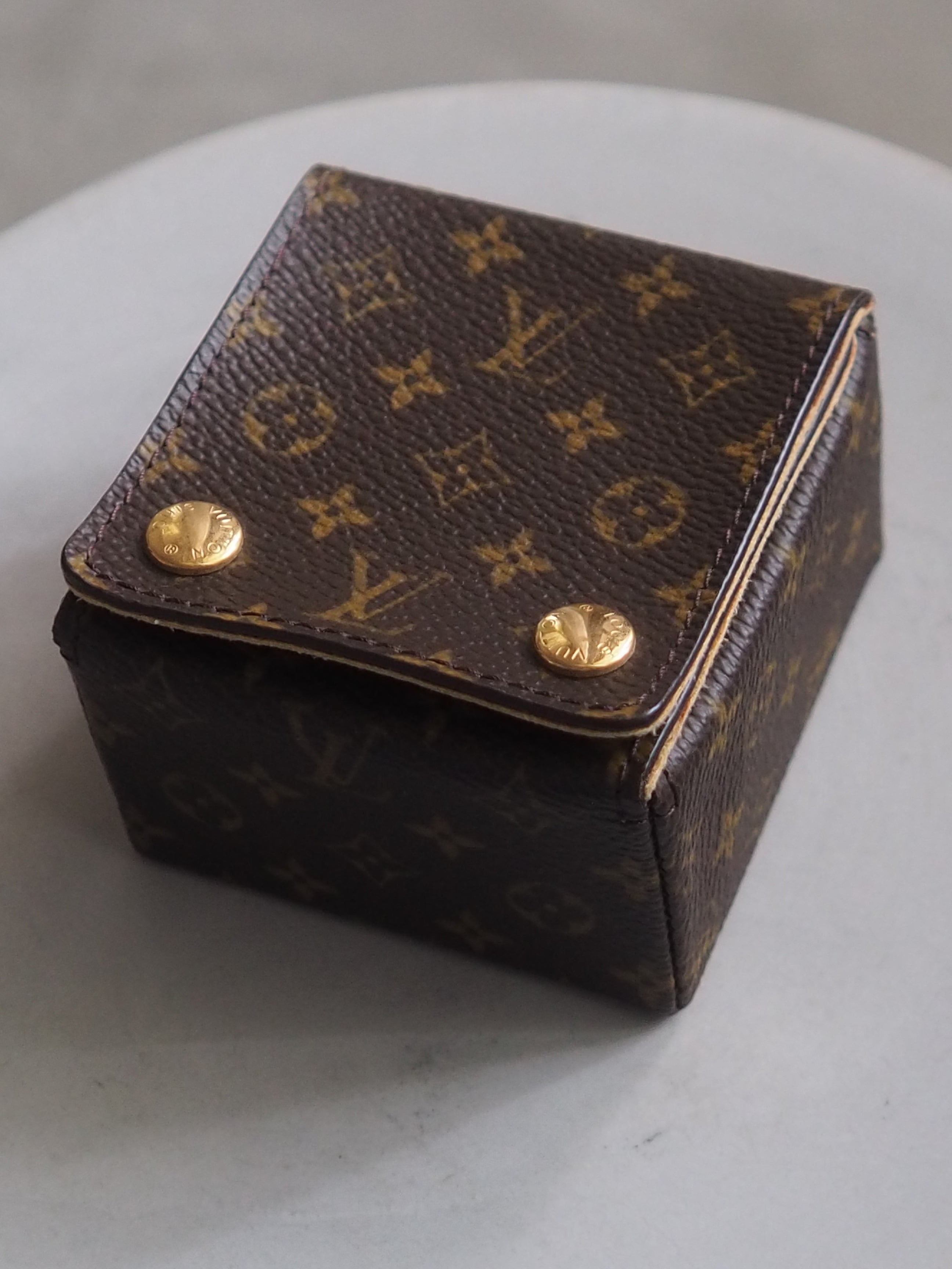 LOUIS VUITTON ルイ・ヴィトン モノグラム ジュエリーボックス LOUIS VUITTON ルイ・ヴィトン モノグラム ジュエリーボックス