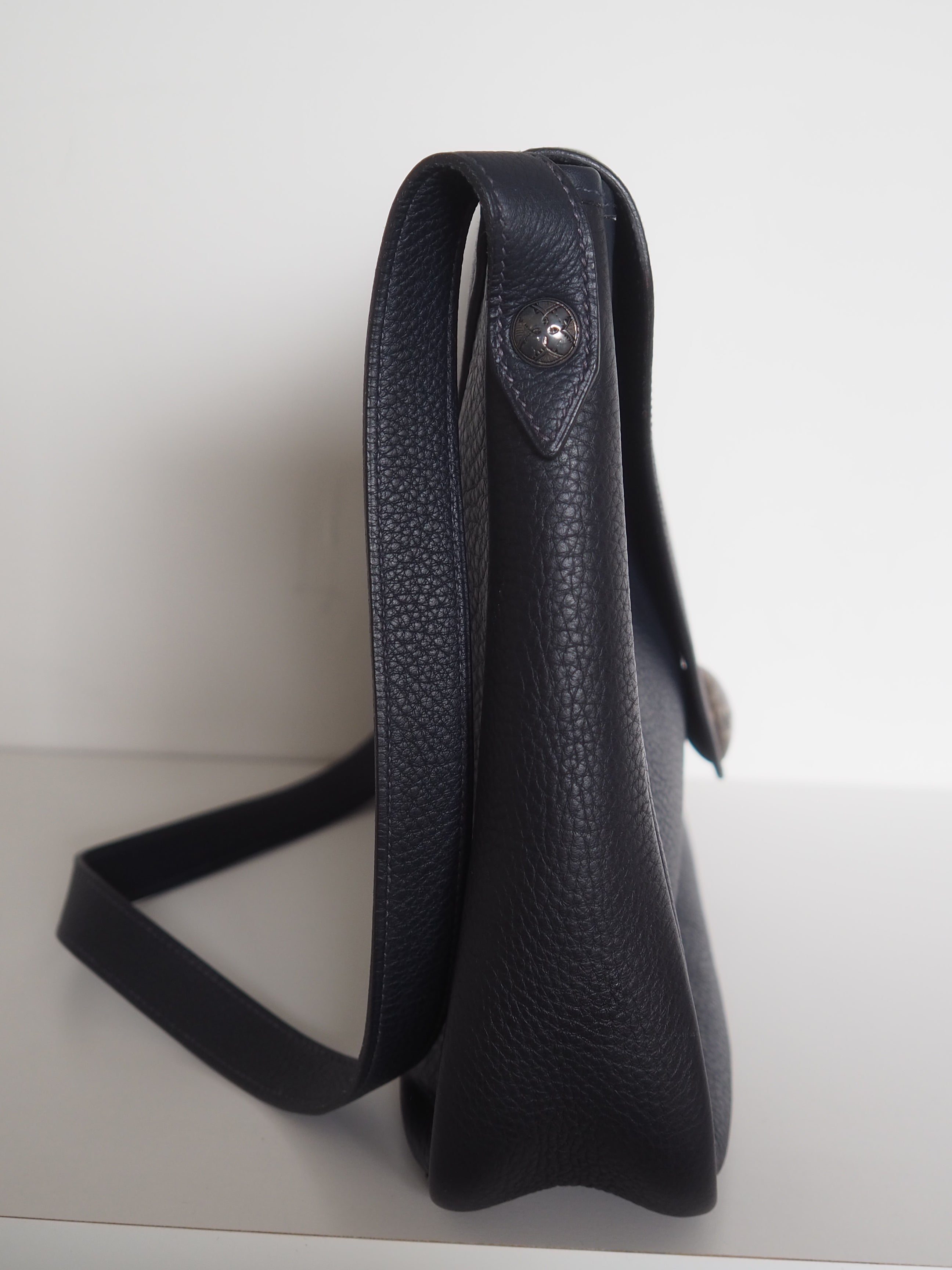HERMÈS Christine Touareg Shoulder Bag