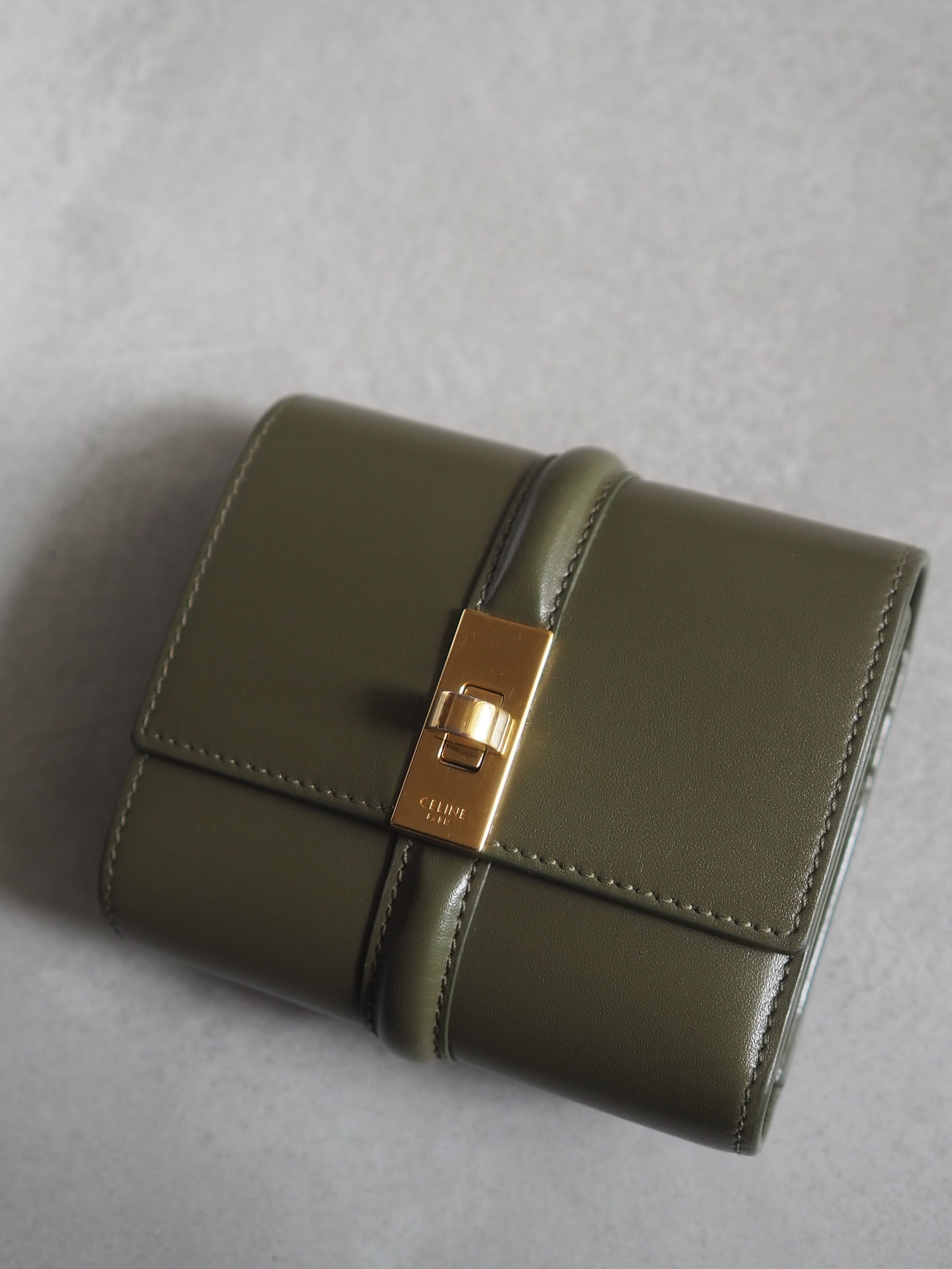 CELINE 16 Seize Compact Wallet