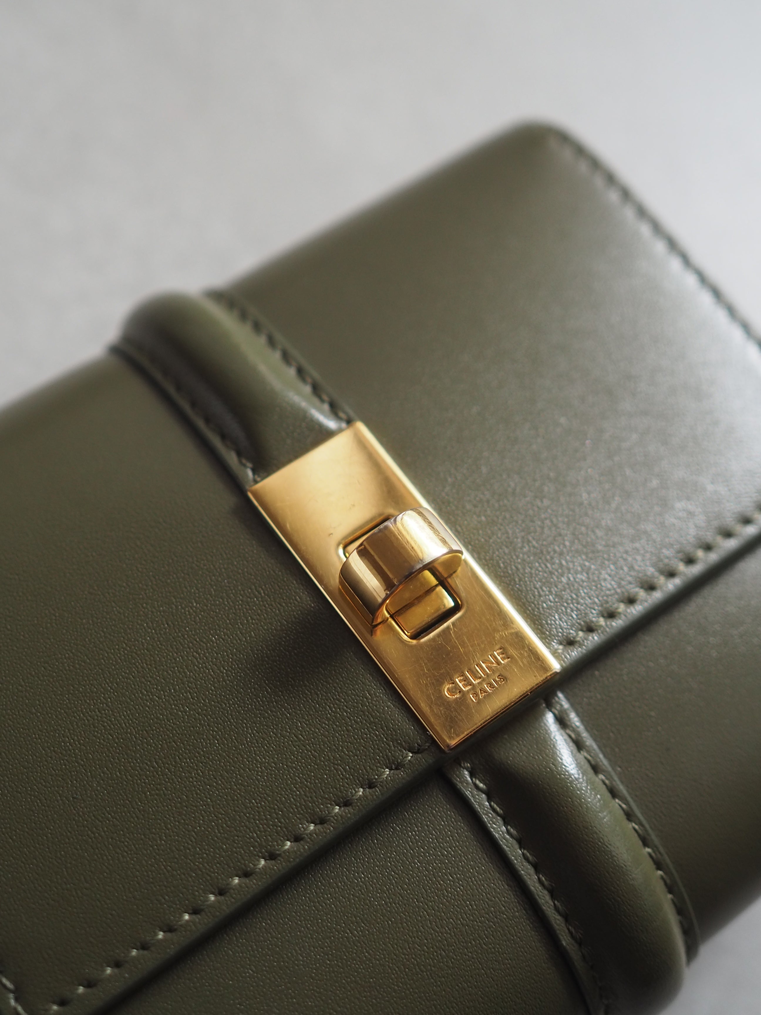 CELINE 16 Seize Compact Wallet