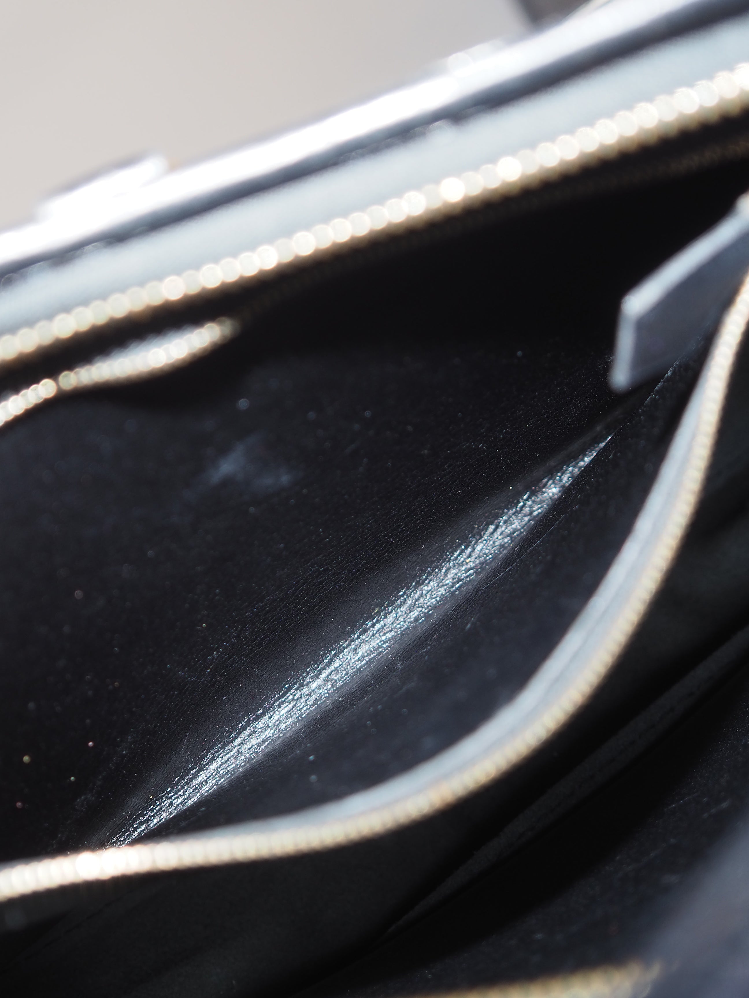 HERMÈS Trim 31 Shoulder Bag