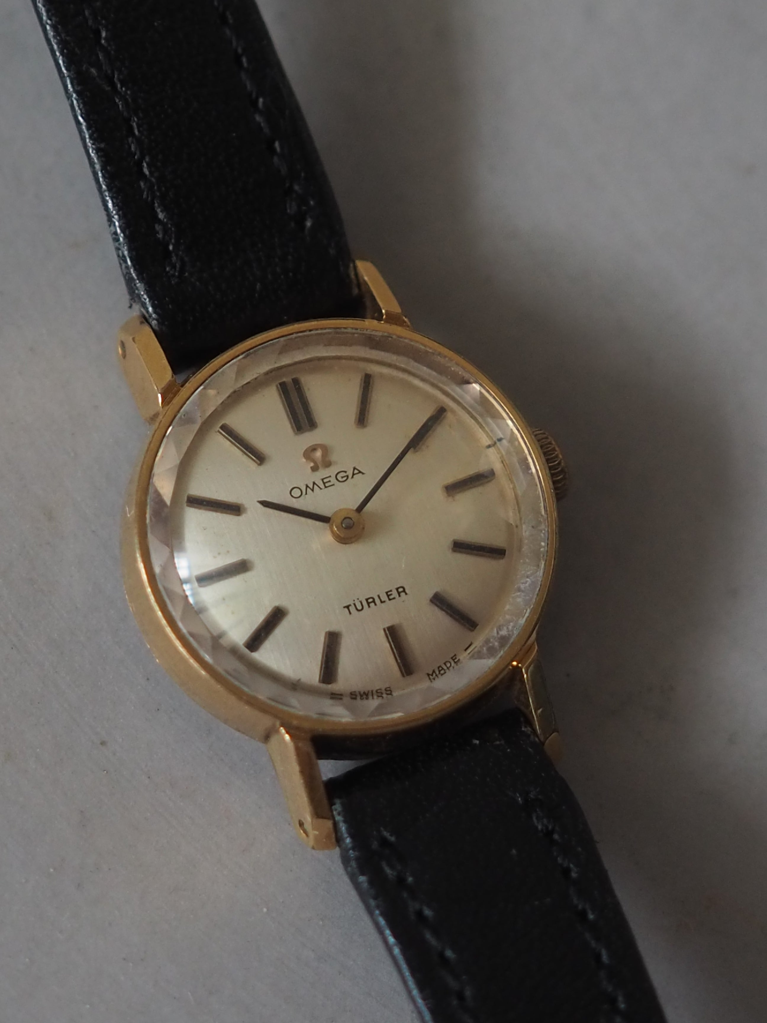 OMEGA TÜRLER Cut Glass Watch