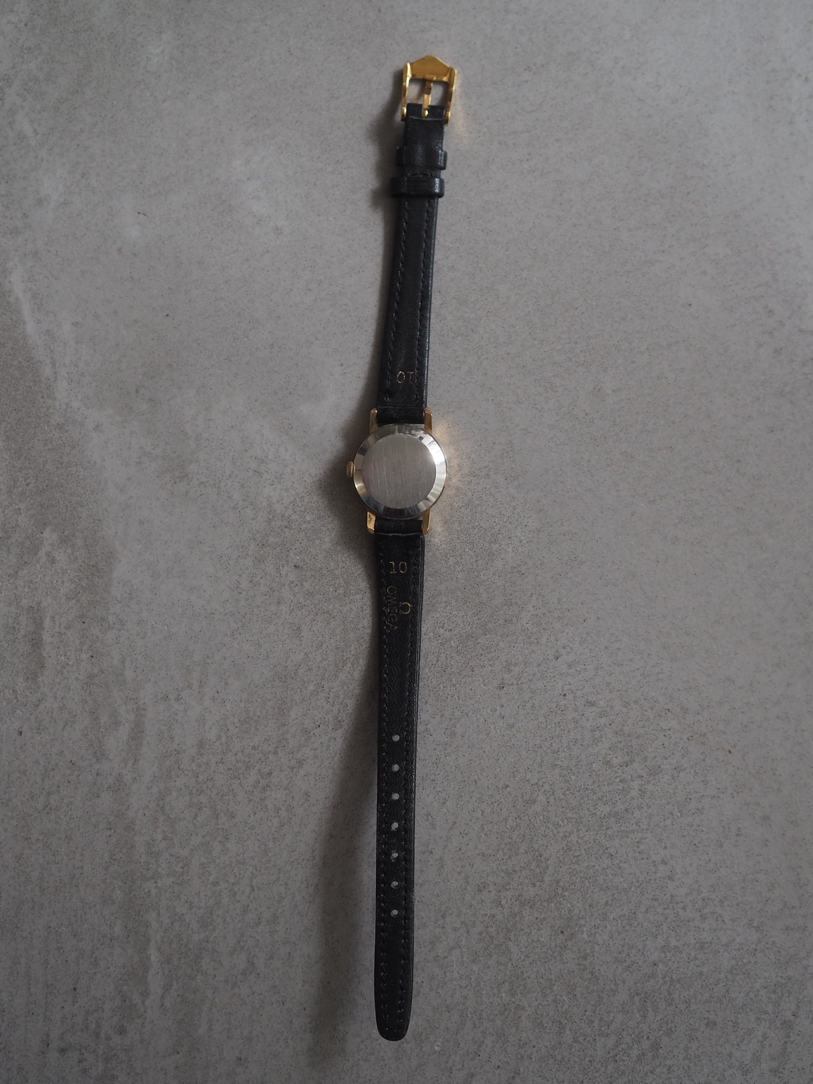 OMEGA TÜRLER Cut Glass Watch