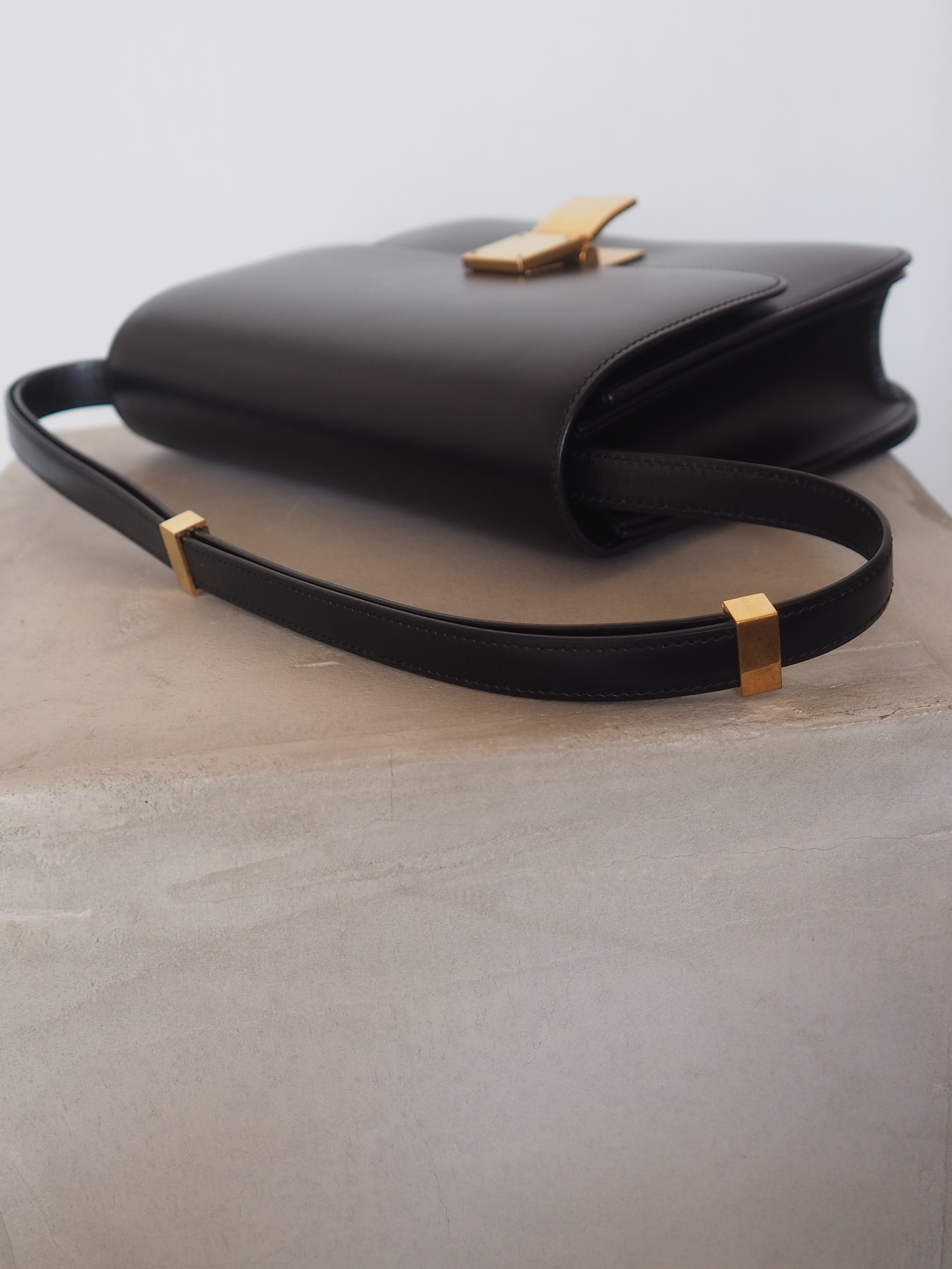 CELINE セリーヌ クラシック ボックス ショルダー バッグ フィービー
