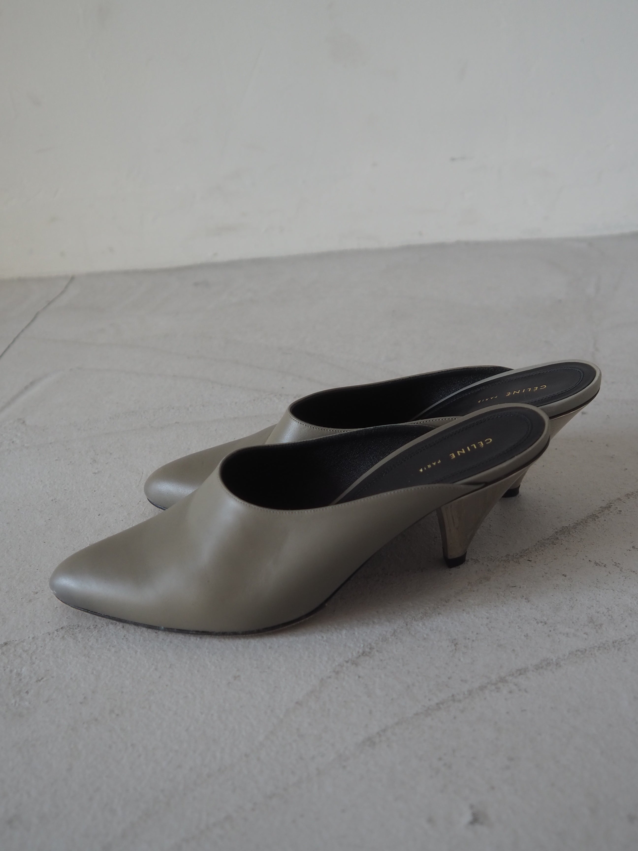 CÉLINE by Phoebe Philo Metal Heel Pumps