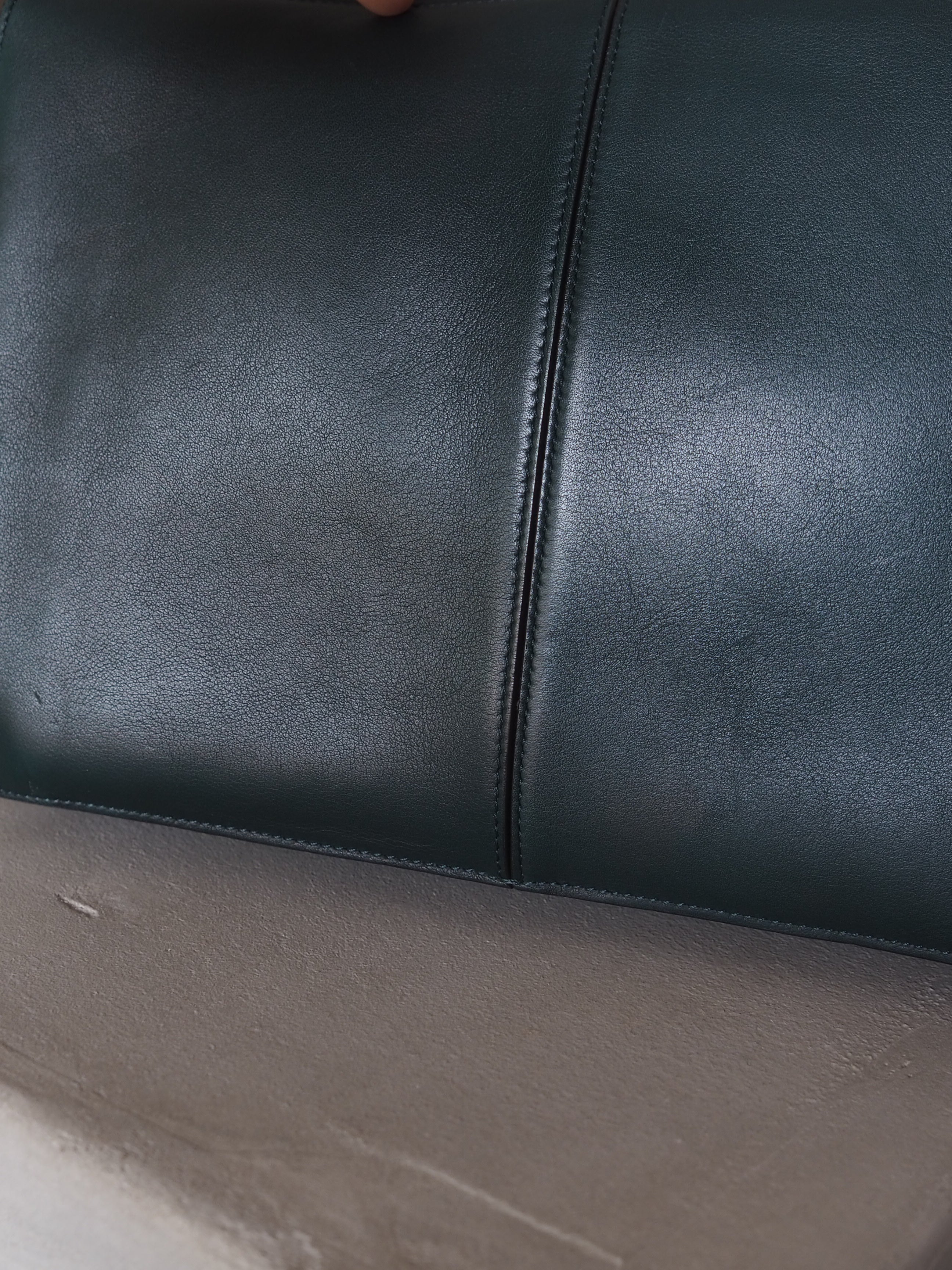 CÉLINE Tri-Fold Chain Shoulder Bag