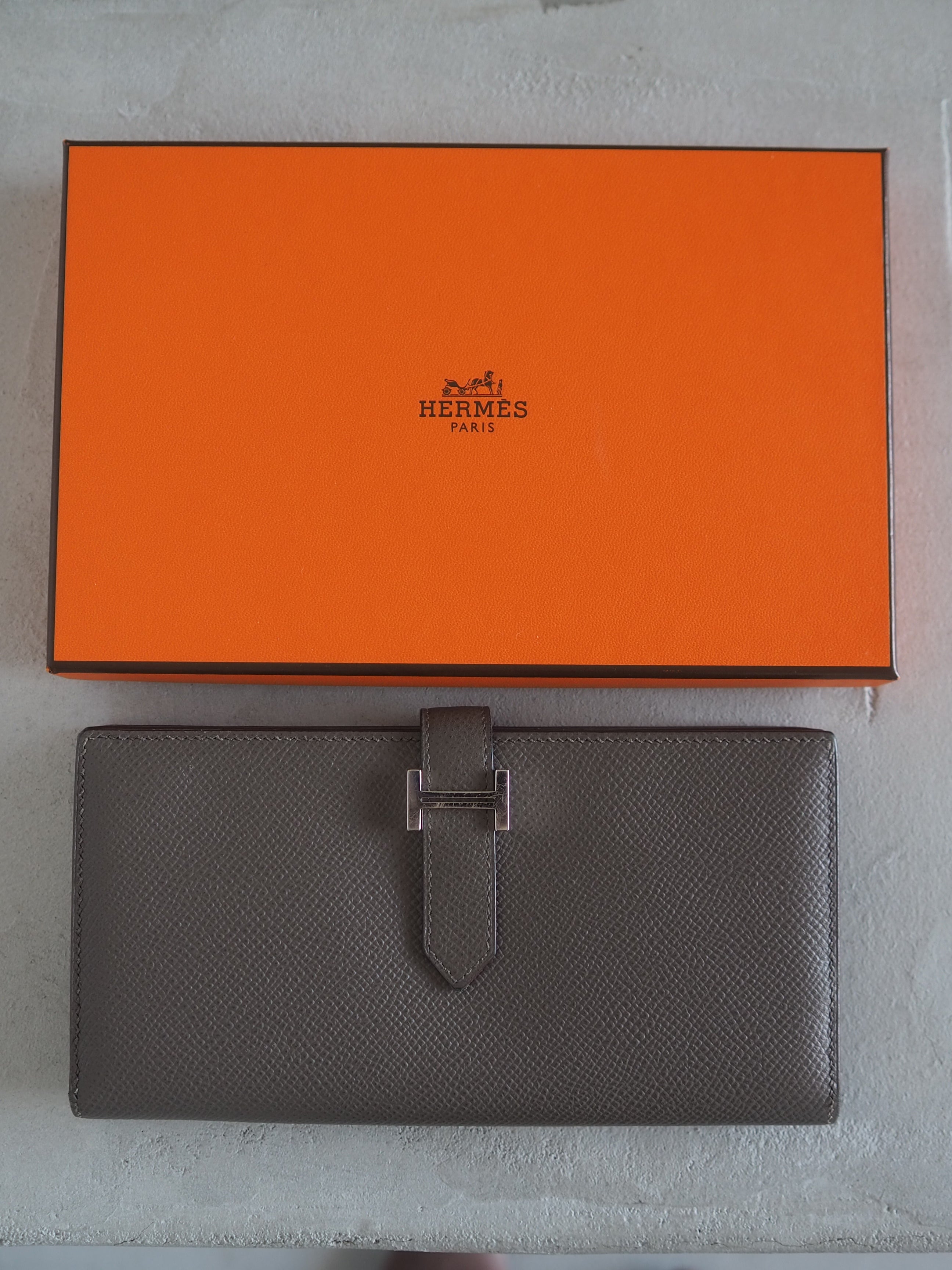 HERMES べアンスフレ　クレ　二つ折り長財布　エルメス　シルバー Supsale｜スーパーコピーブランド通販専門店 | バッグ・時計・服（代金