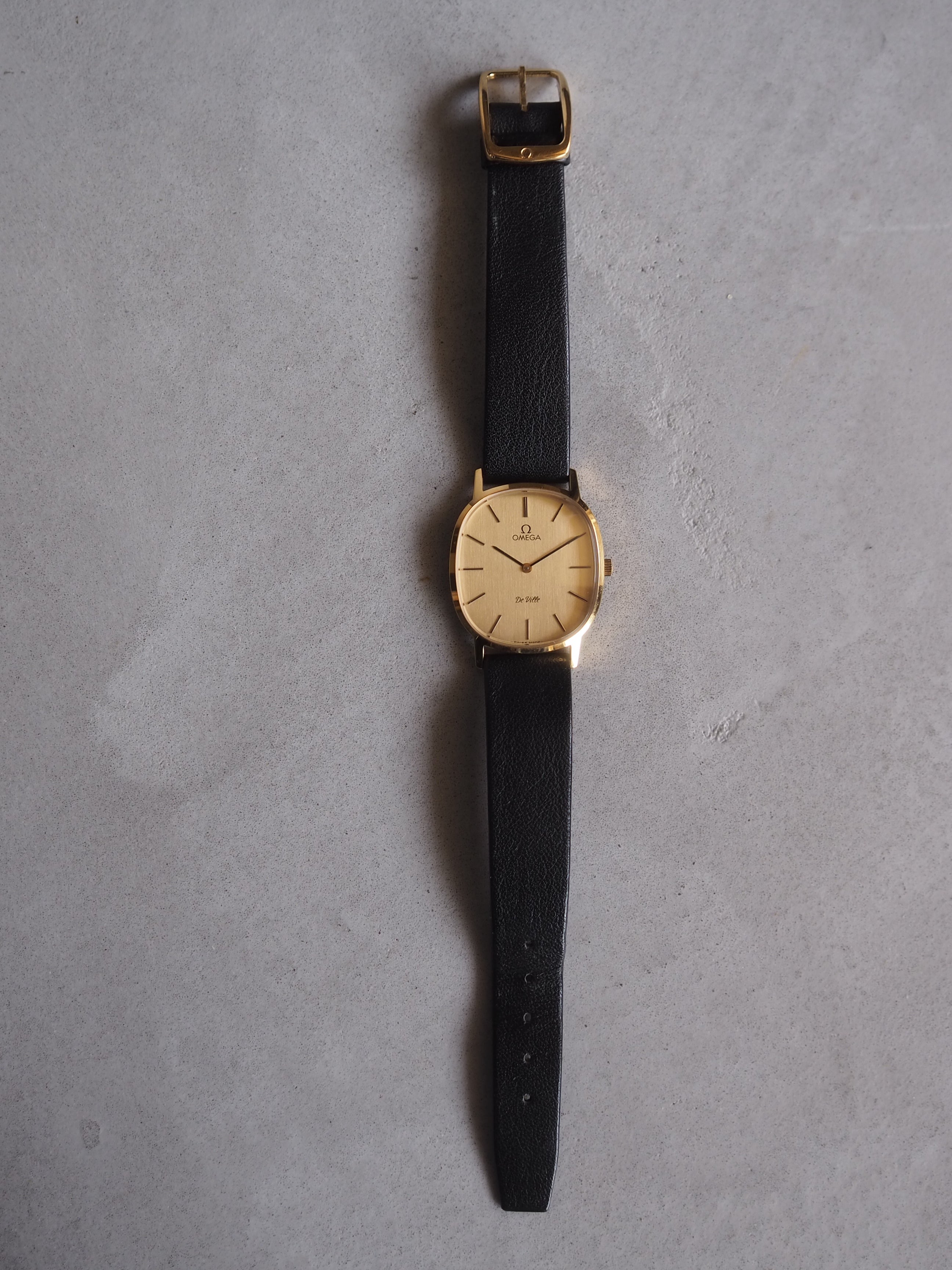 OMEGA DE VILLE Rounded rectangular Watch