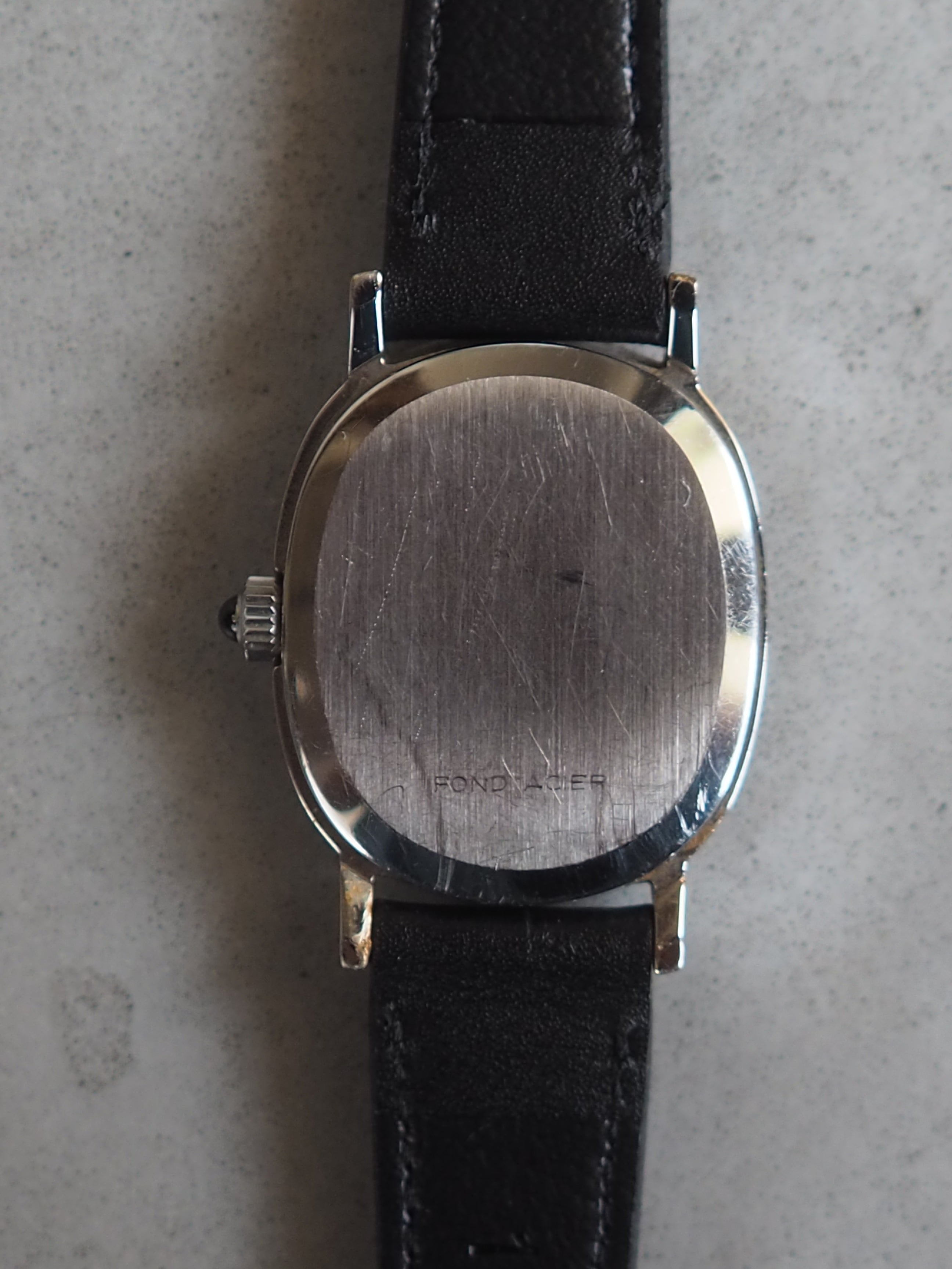 OMEGA DE VILLE Oval Watch