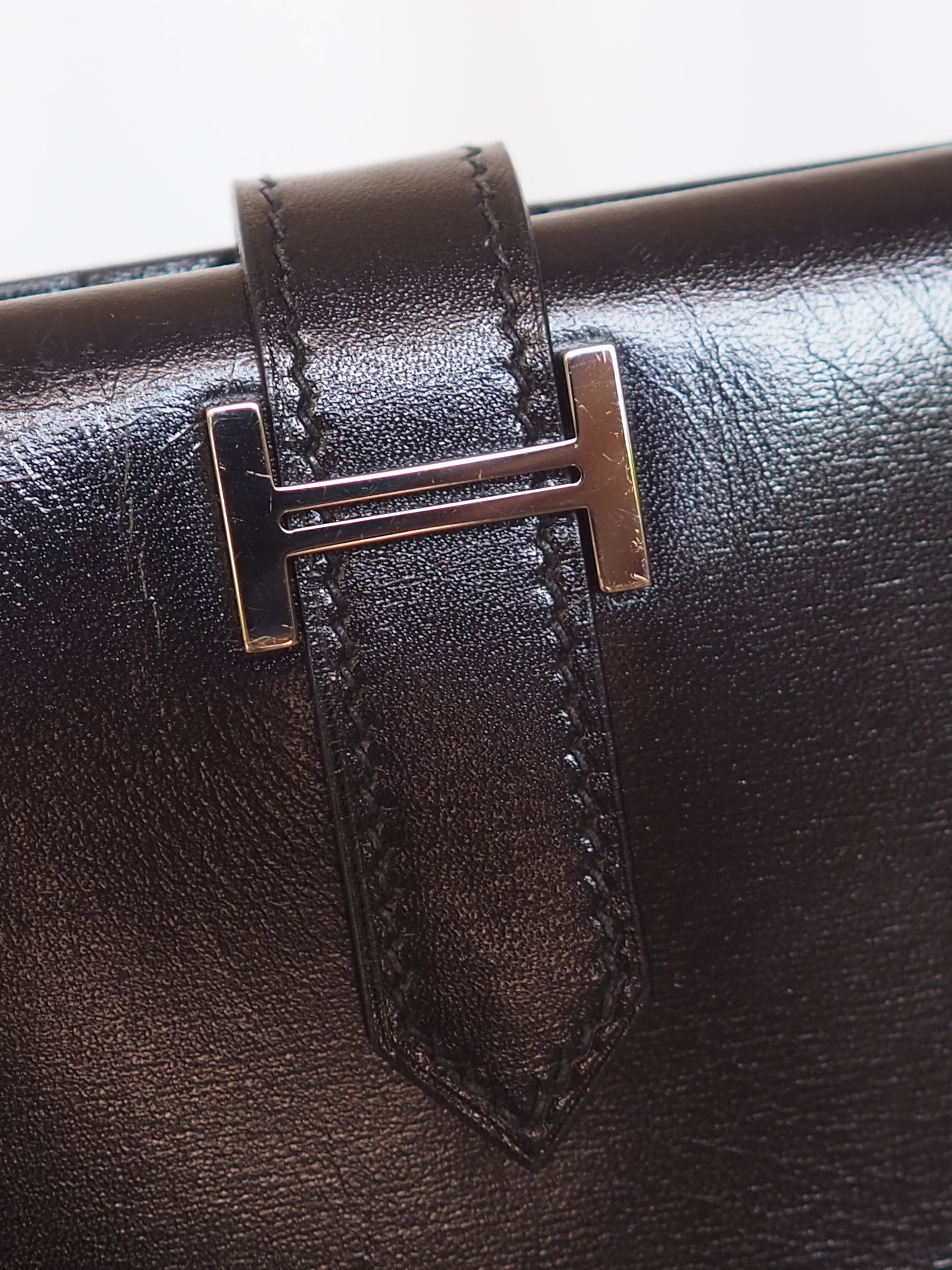 HERMÈS Béarn Compact Wallet