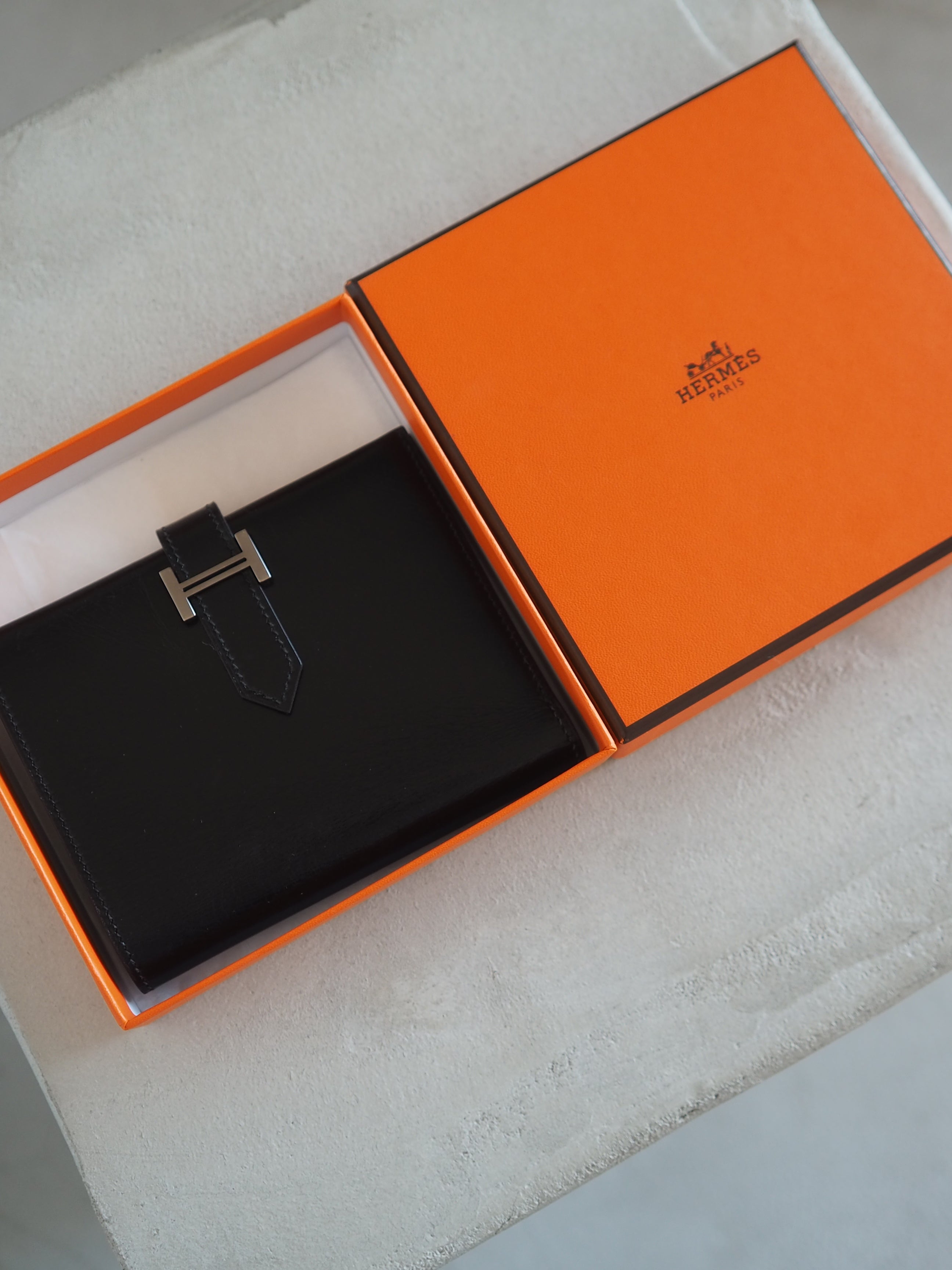 HERMÈS Béarn Compact Wallet