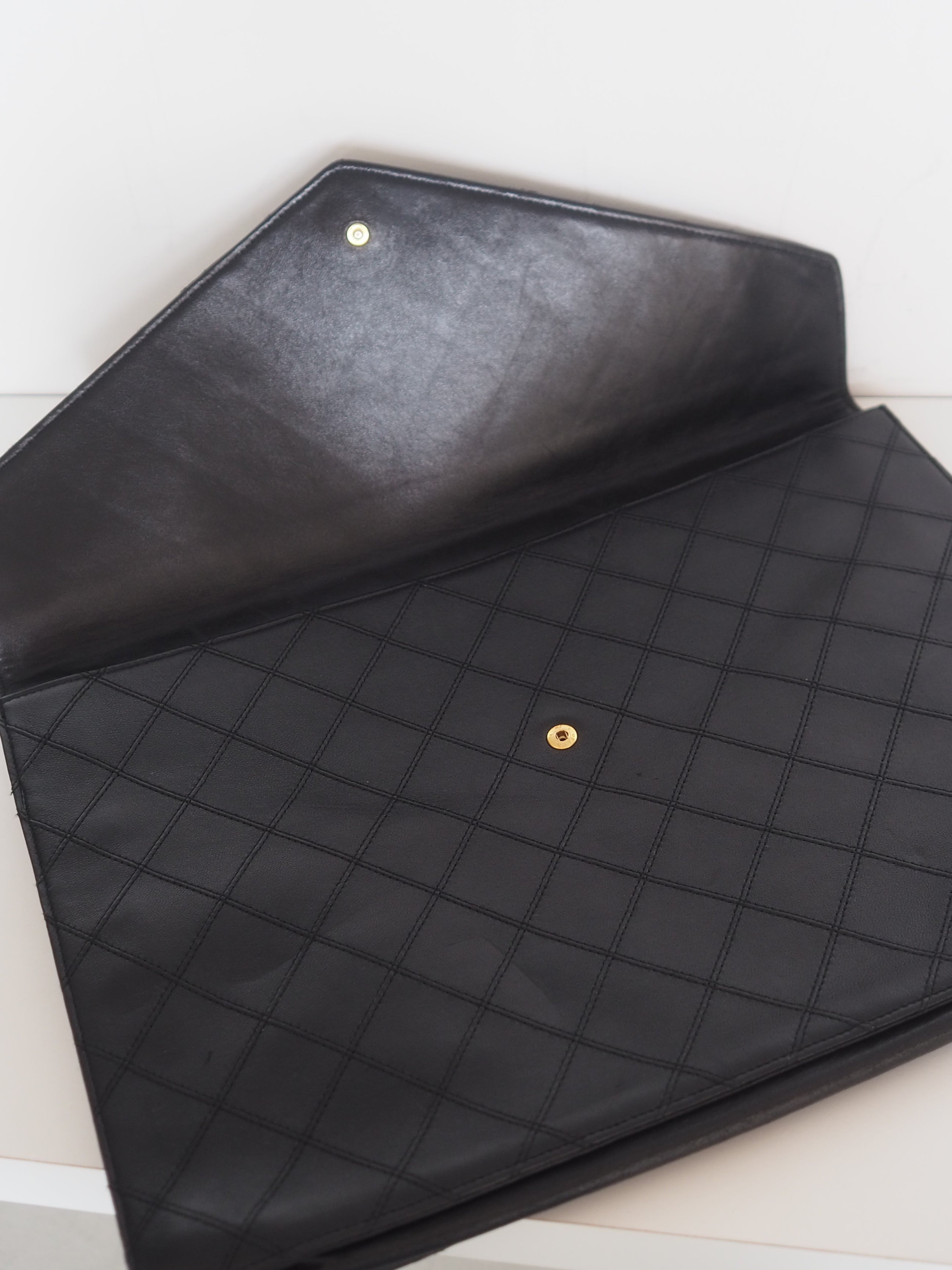 CHANEL シャネル COCO ココマーク クラッチ バッグ マルチ PC iPad