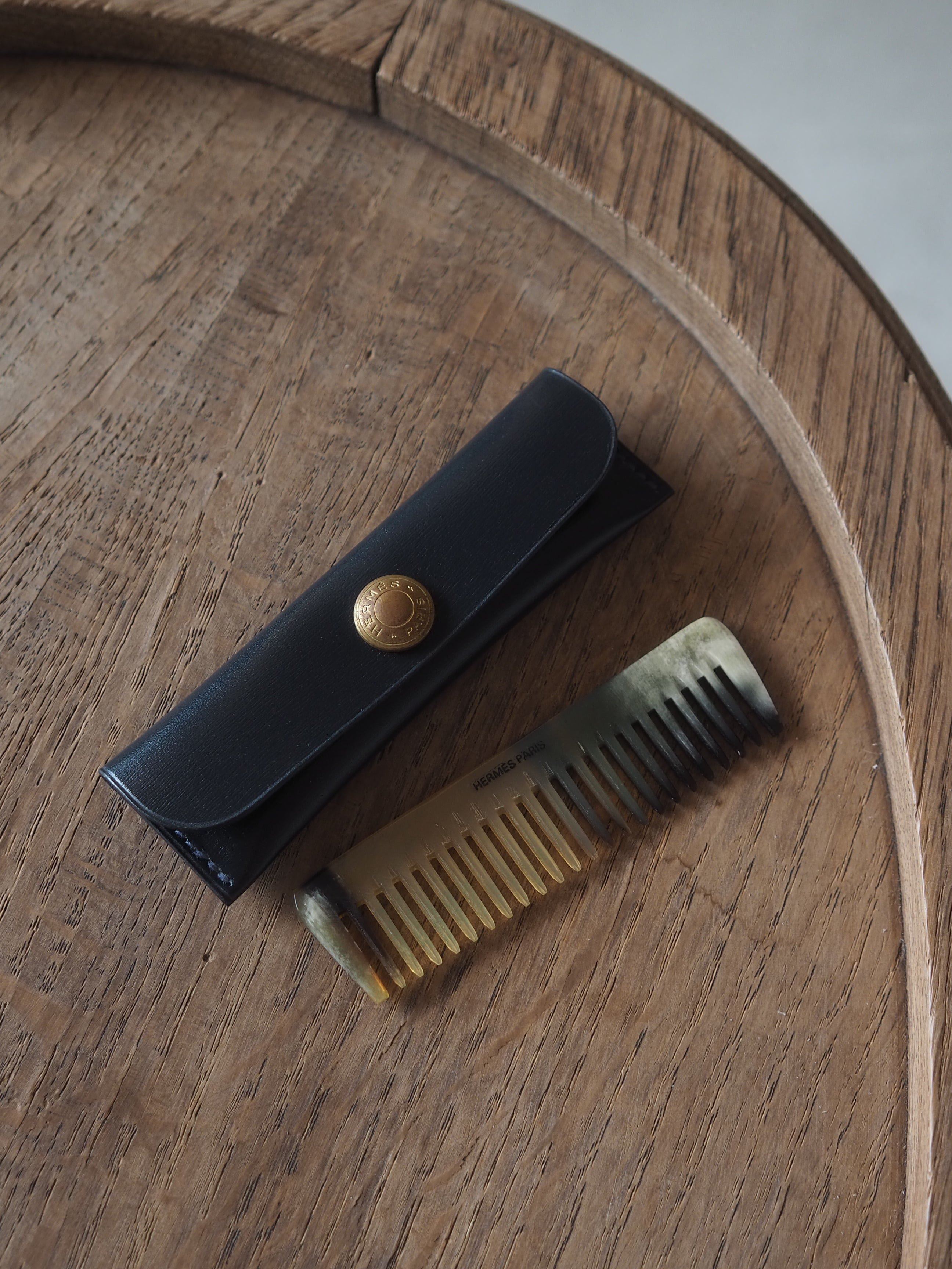 HERMÈS Buffalo Horn Comb Leather Case