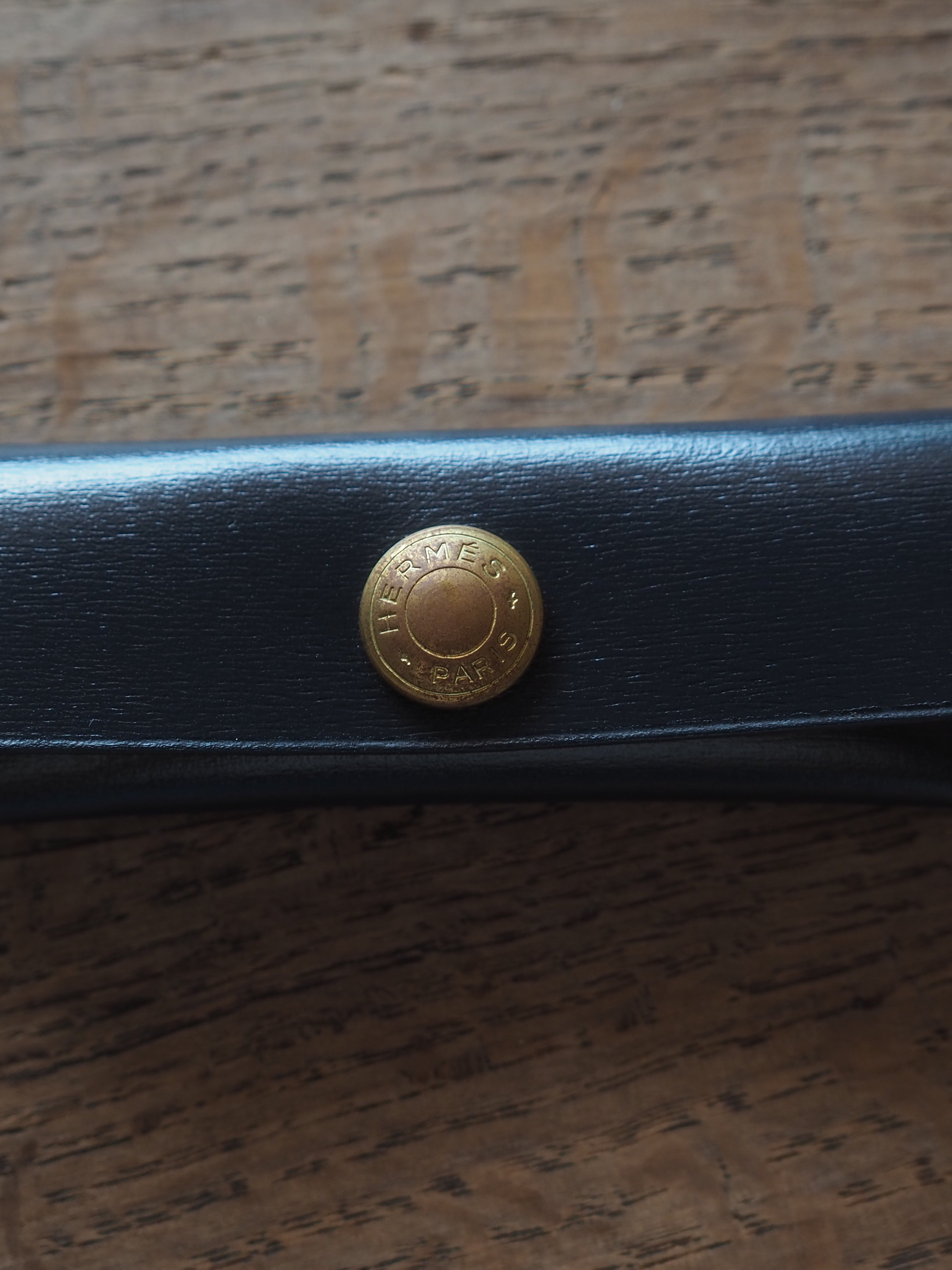 HERMÈS Buffalo Horn Comb Leather Case