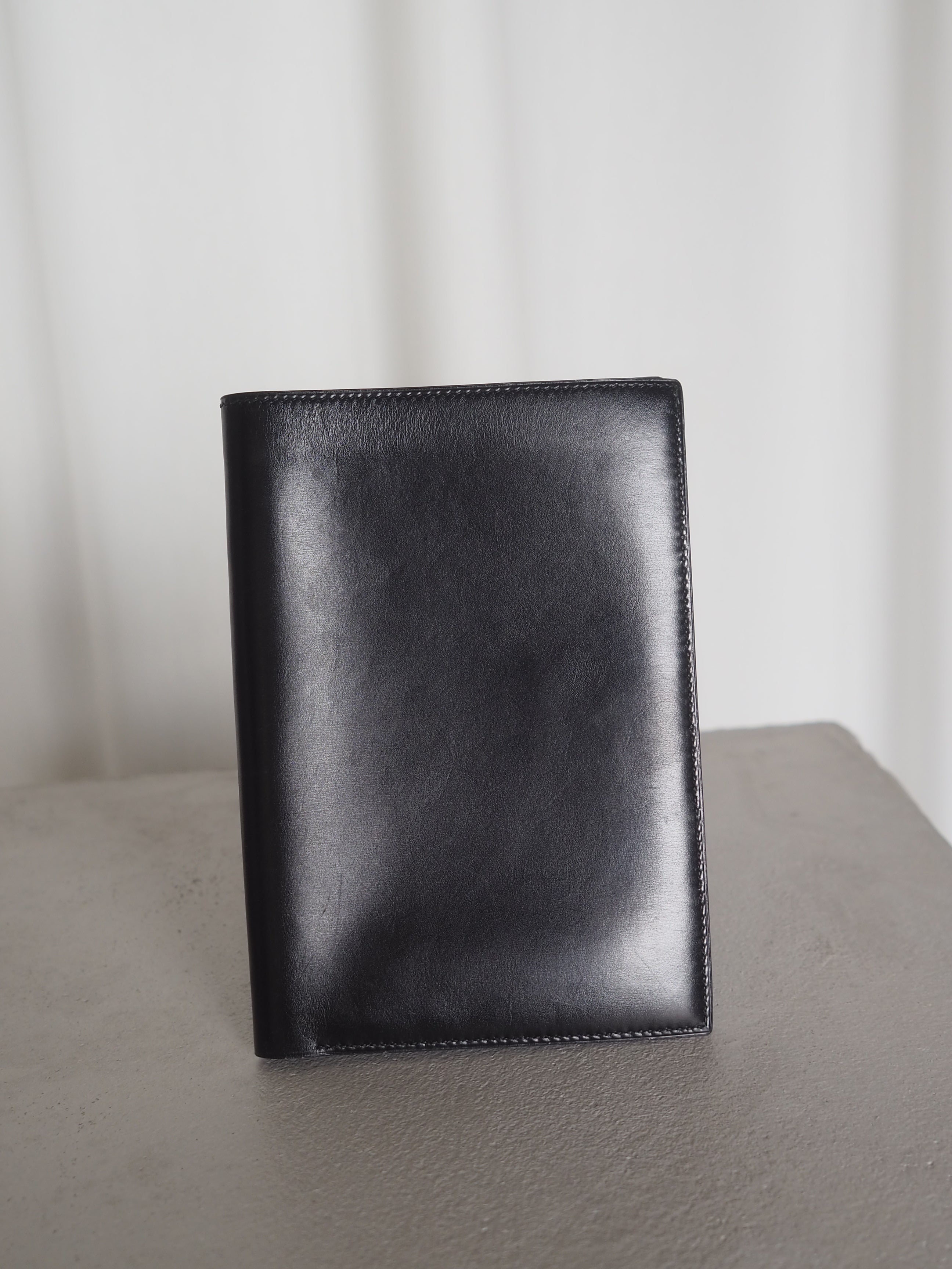 HERMÈS Box Calf Passport Case