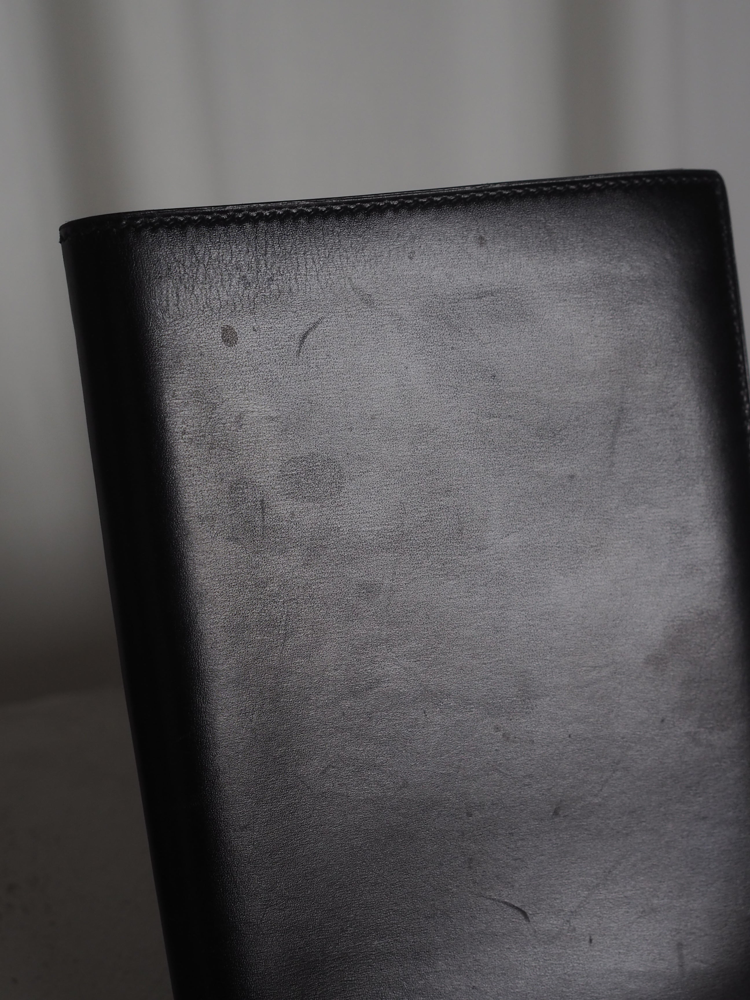 HERMÈS Box Calf Passport Case