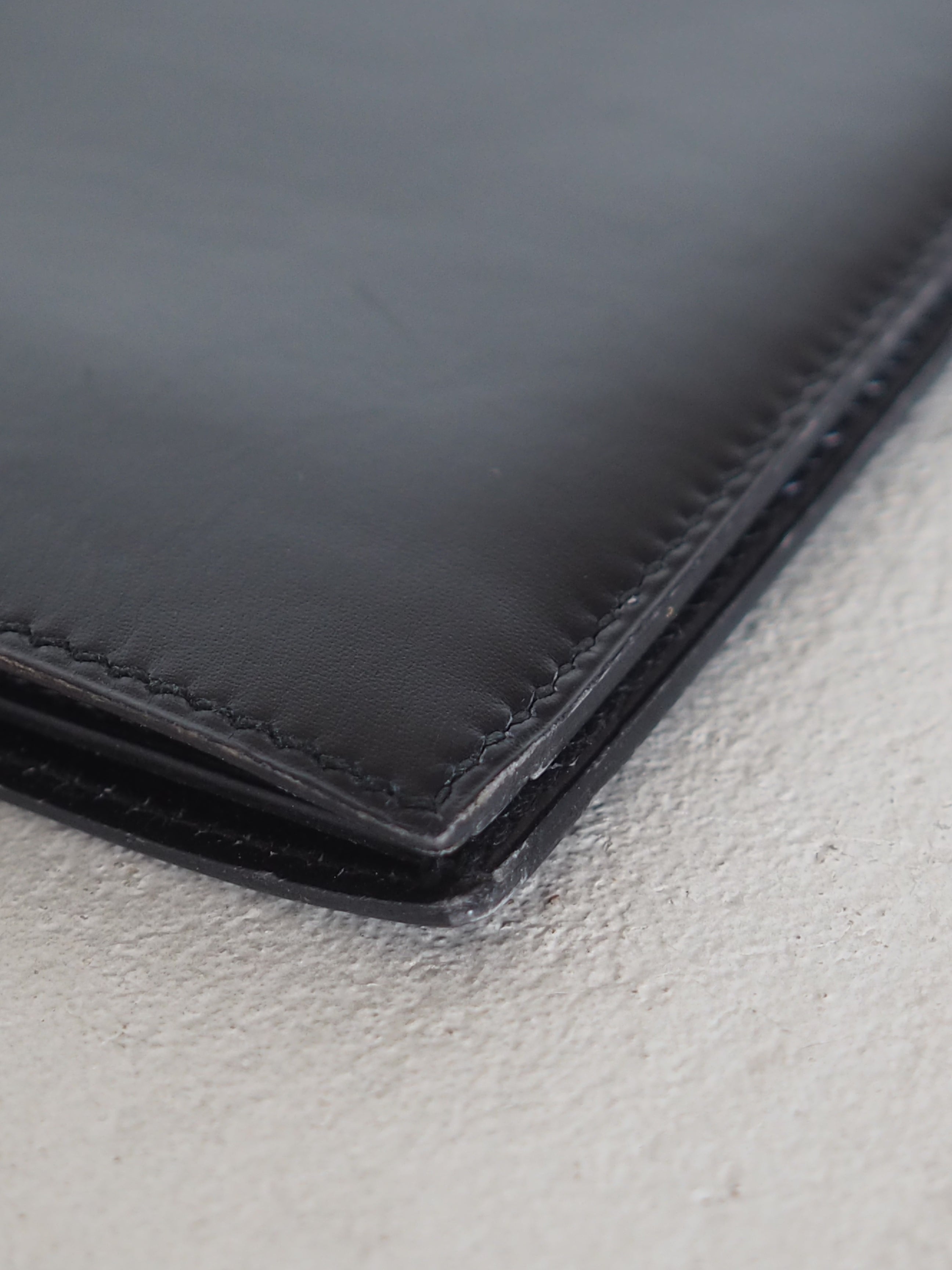 HERMÈS Box Calf Passport Case