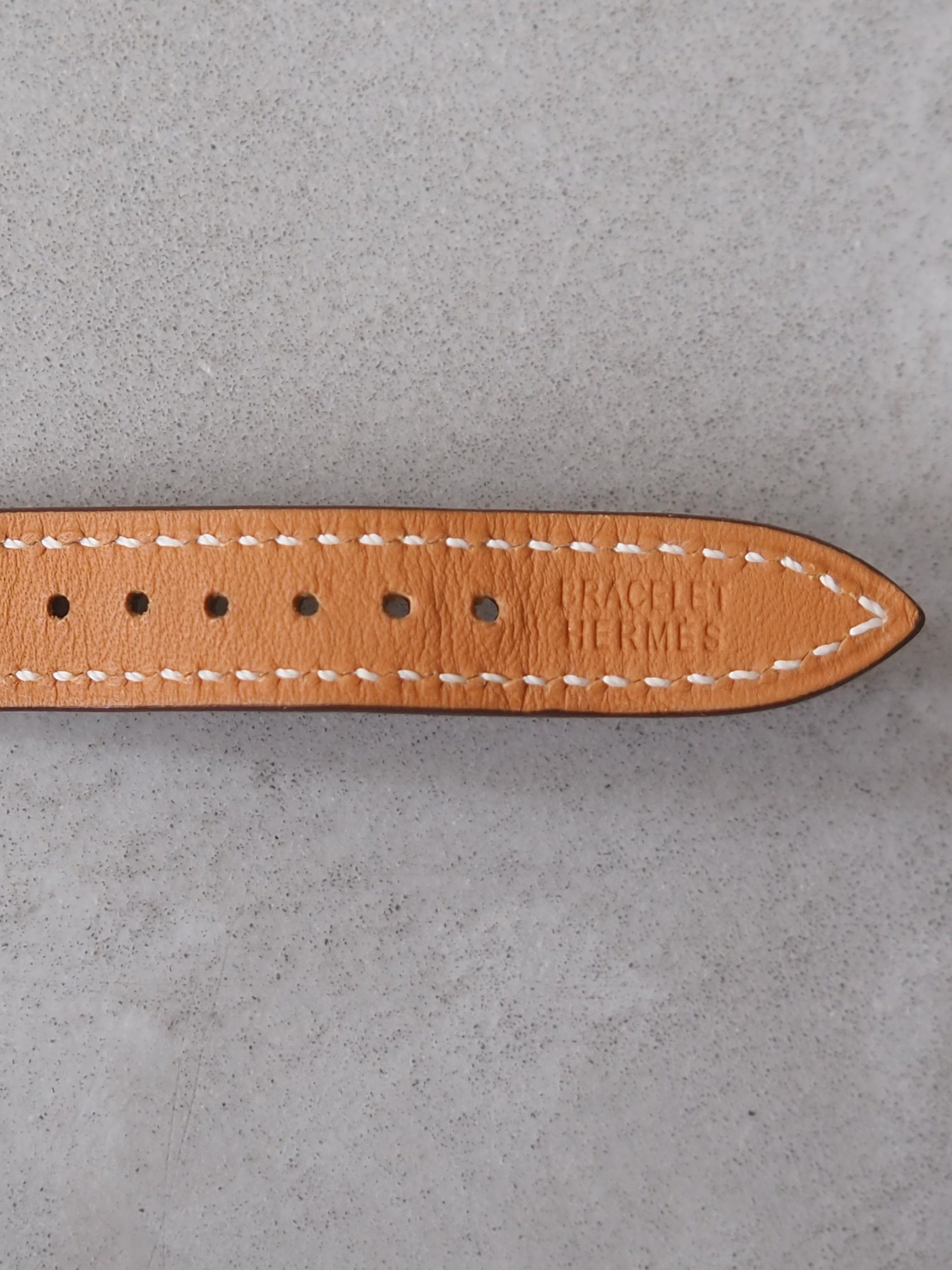 HERMES スリムドゥエルメス レザーベルト エトゥープ 【公式通販】