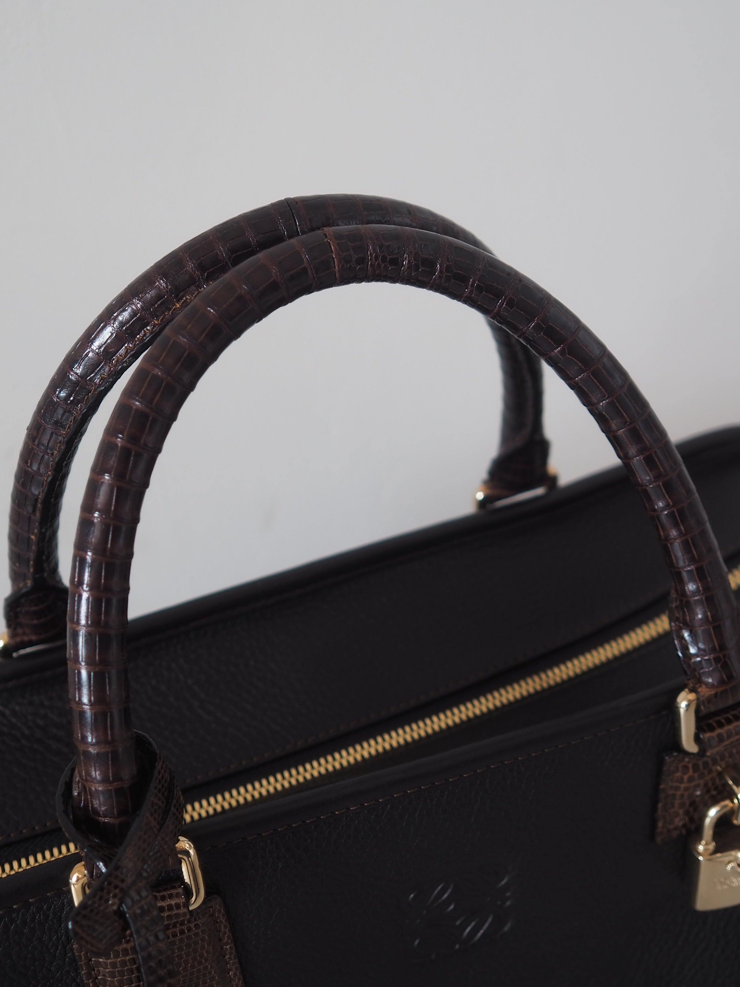 LOEWE Amazona 36 Hand Bag