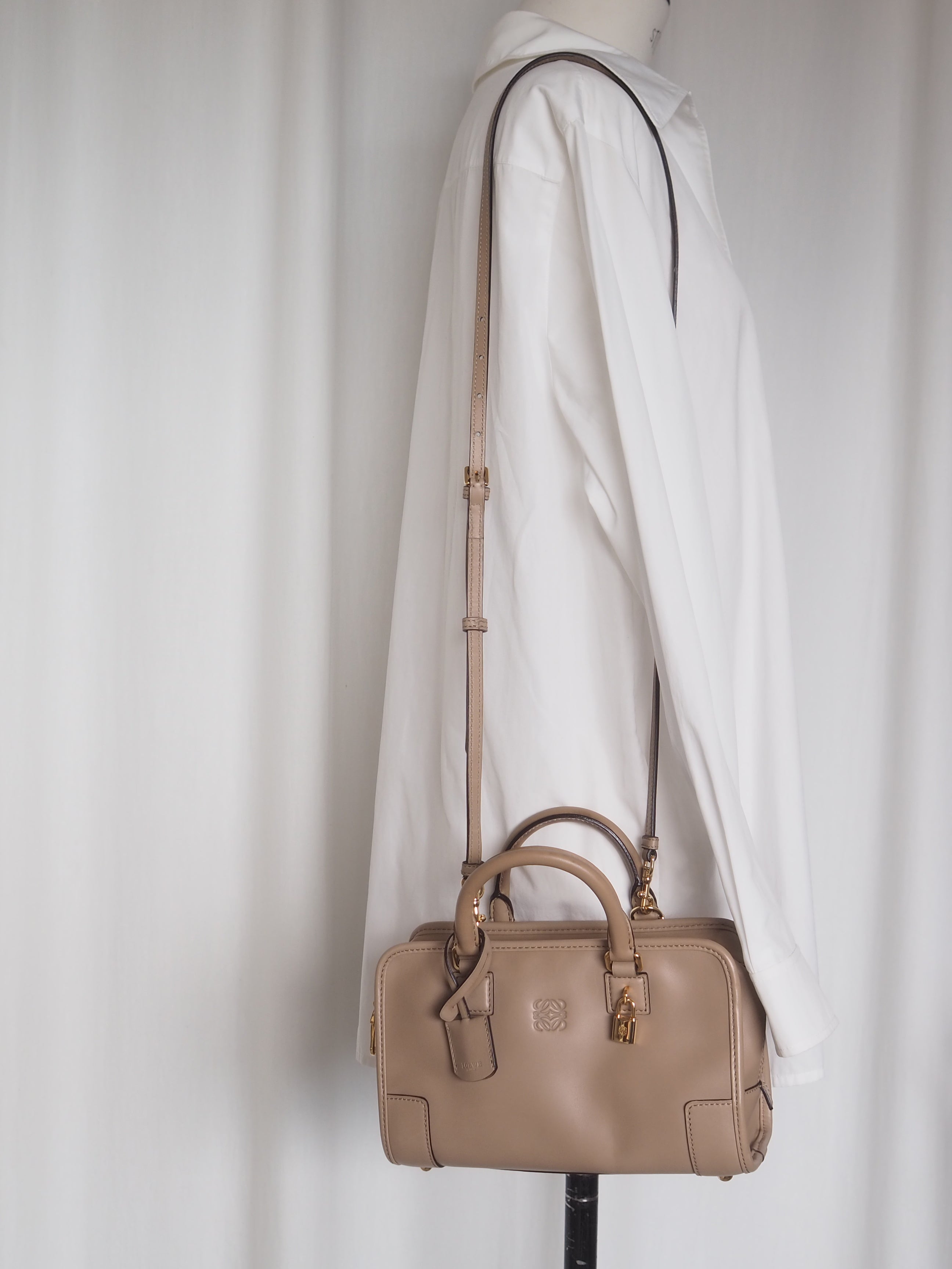 LOEWE Amazona 23 2way Hand Bag
