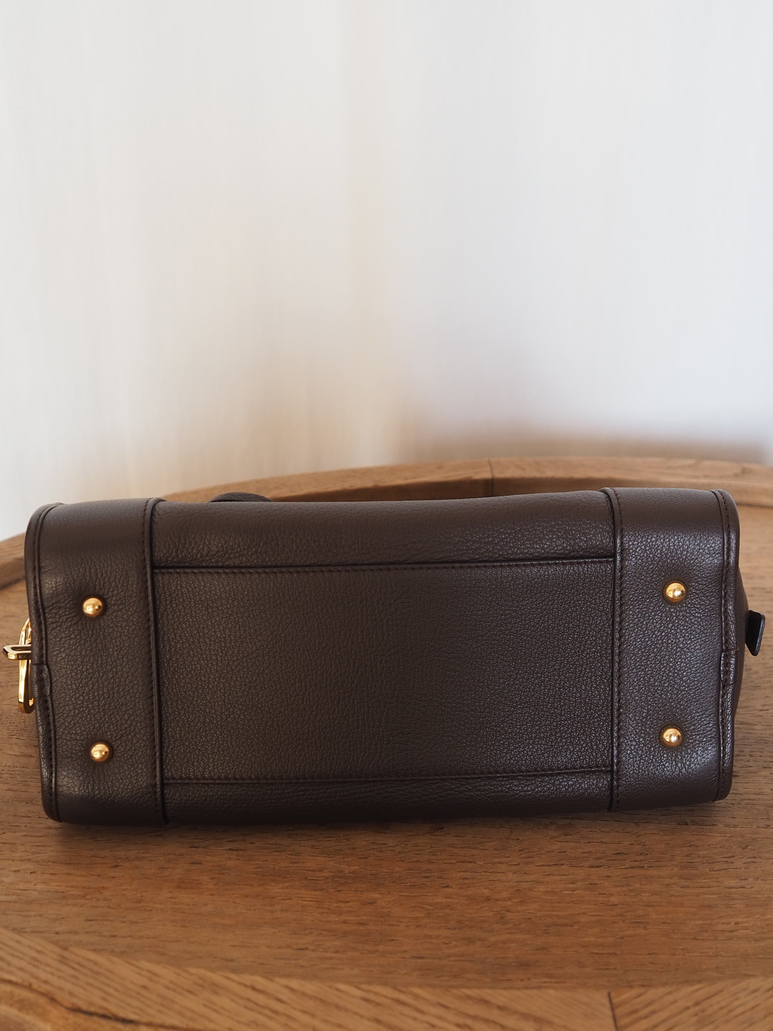 LOEWE Amazona 28 Hand Bag