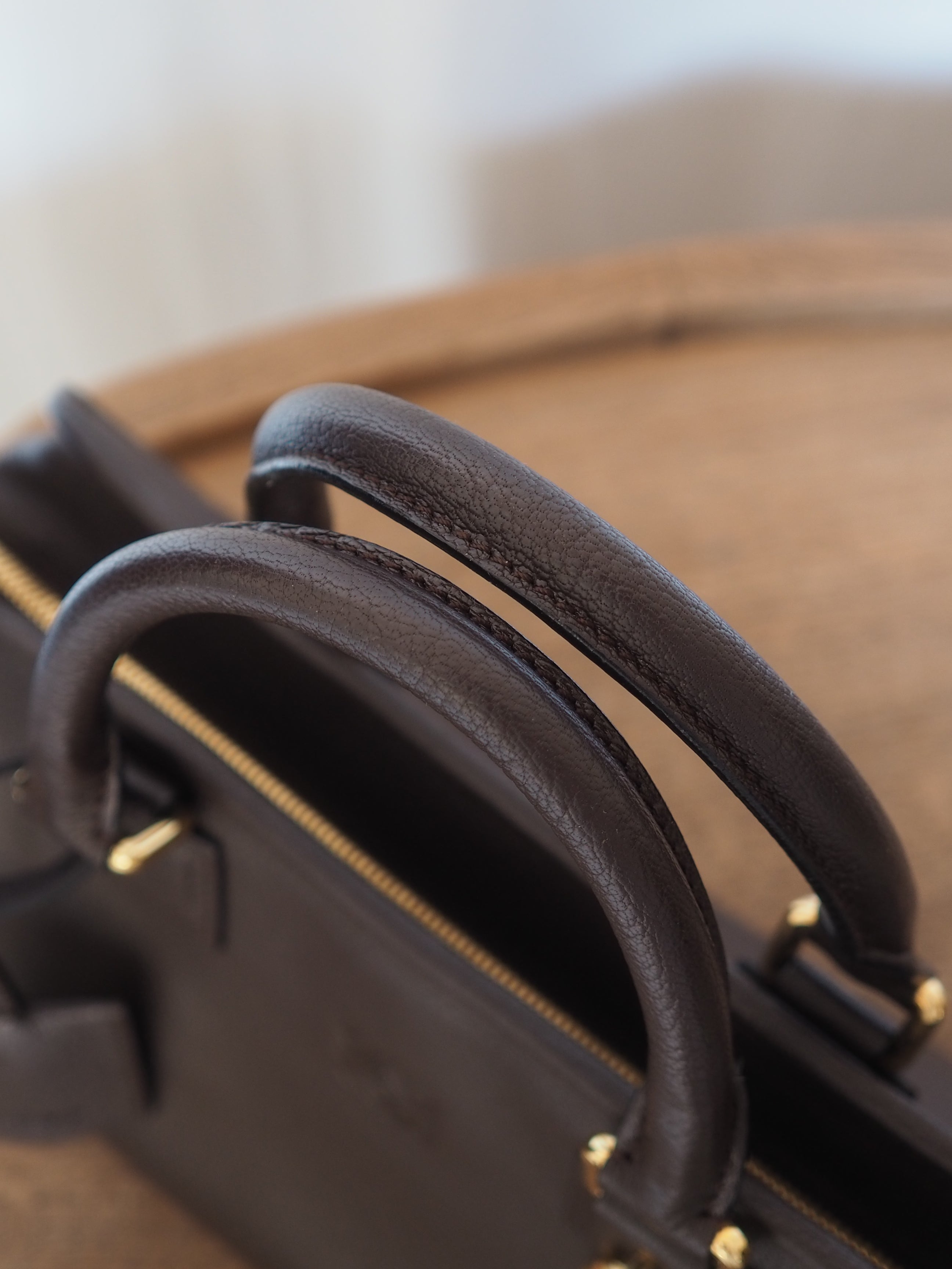 LOEWE Amazona 28 Hand Bag