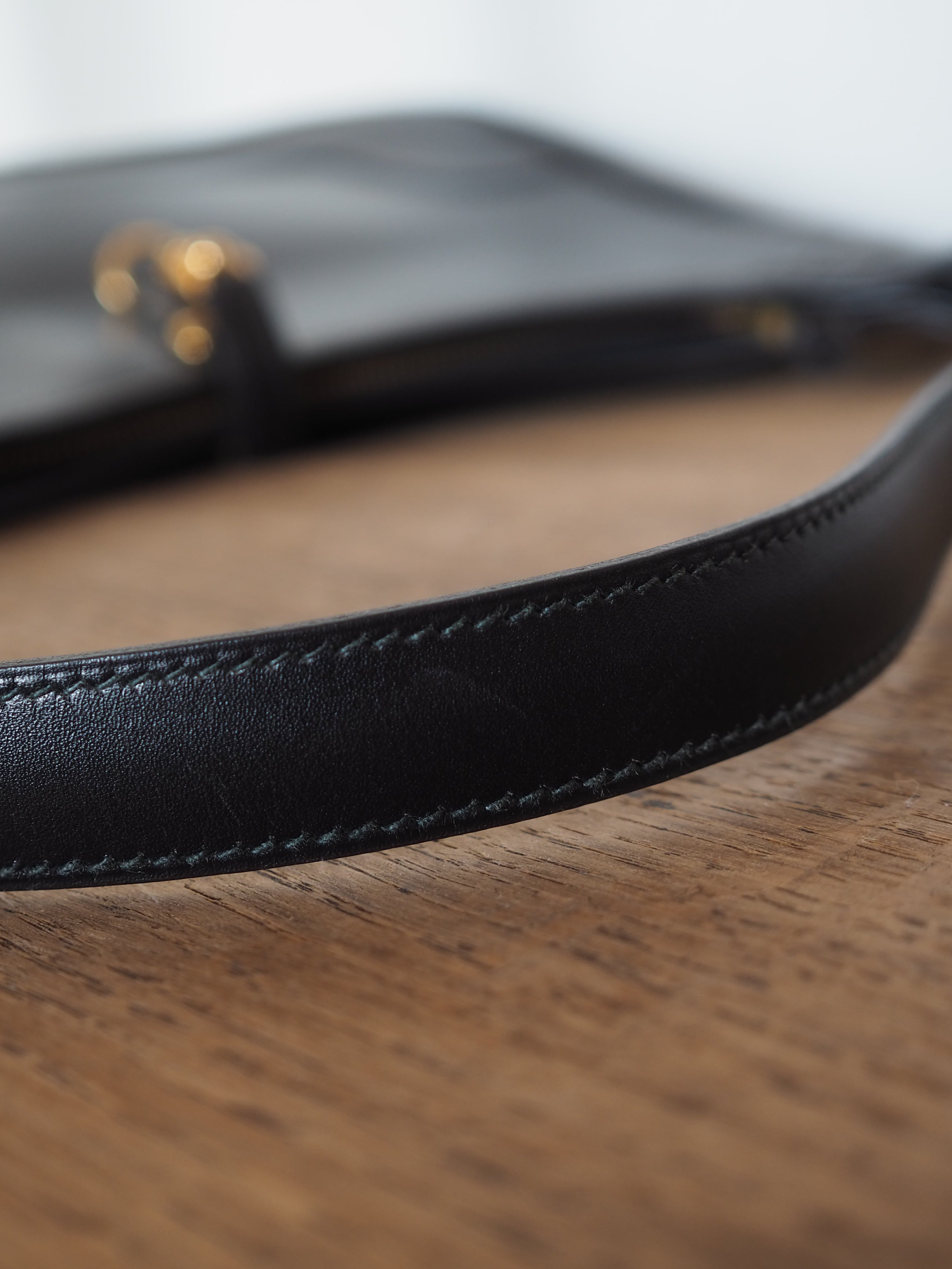 HERMÈS Trim 31 Shoulder Bag