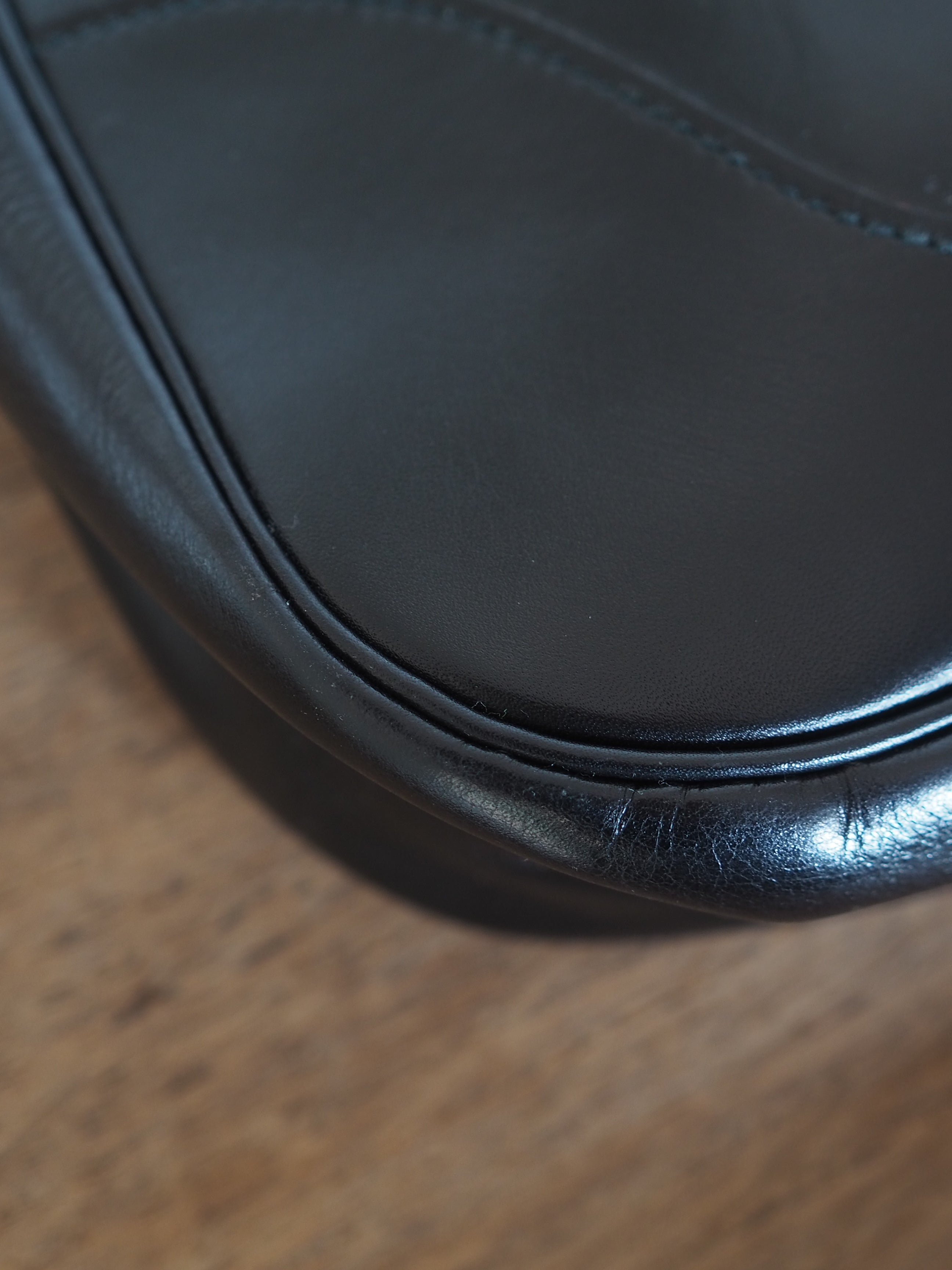 HERMÈS Trim 31 Shoulder Bag