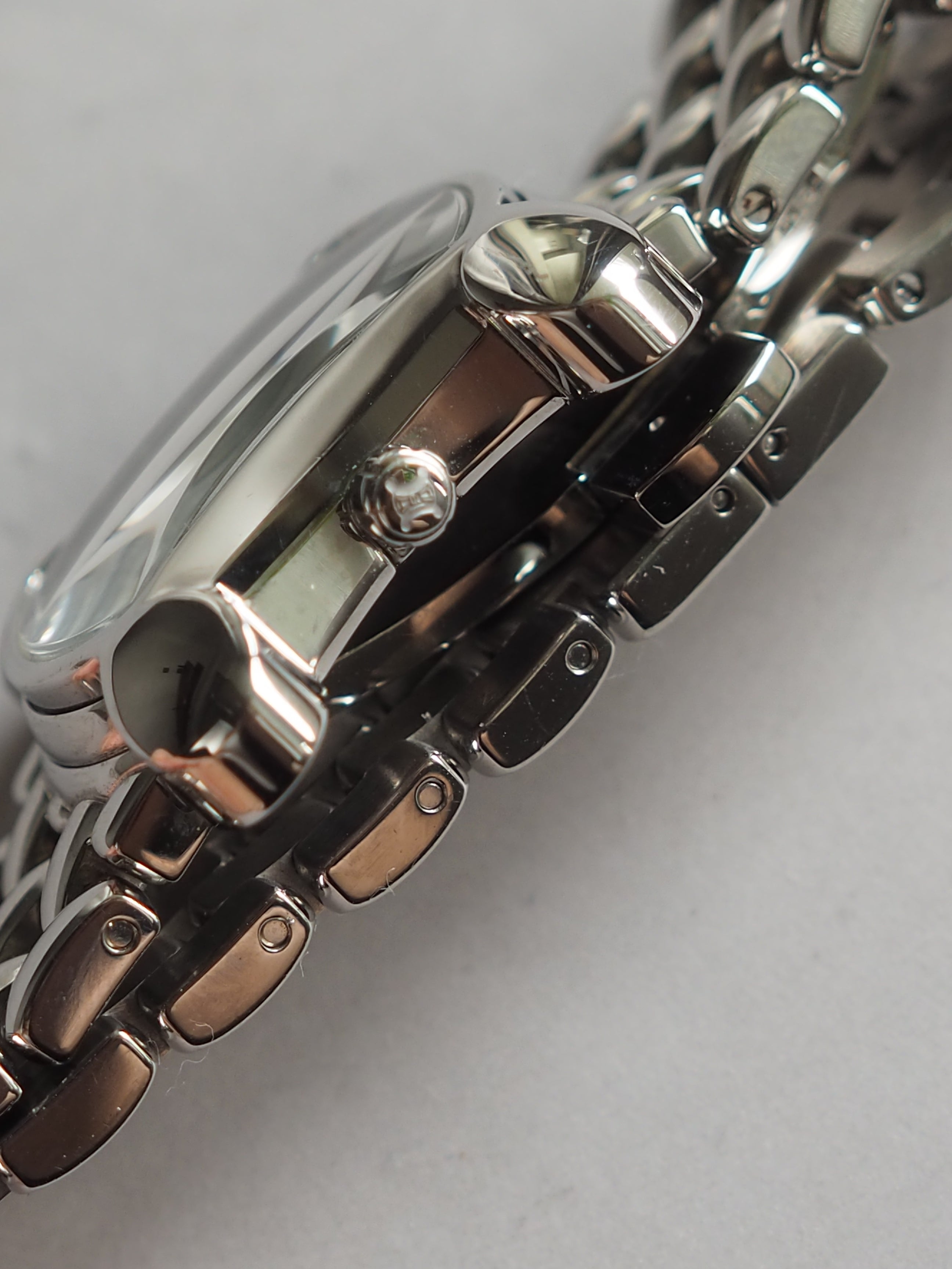 CELINE Triomphe Face Watch