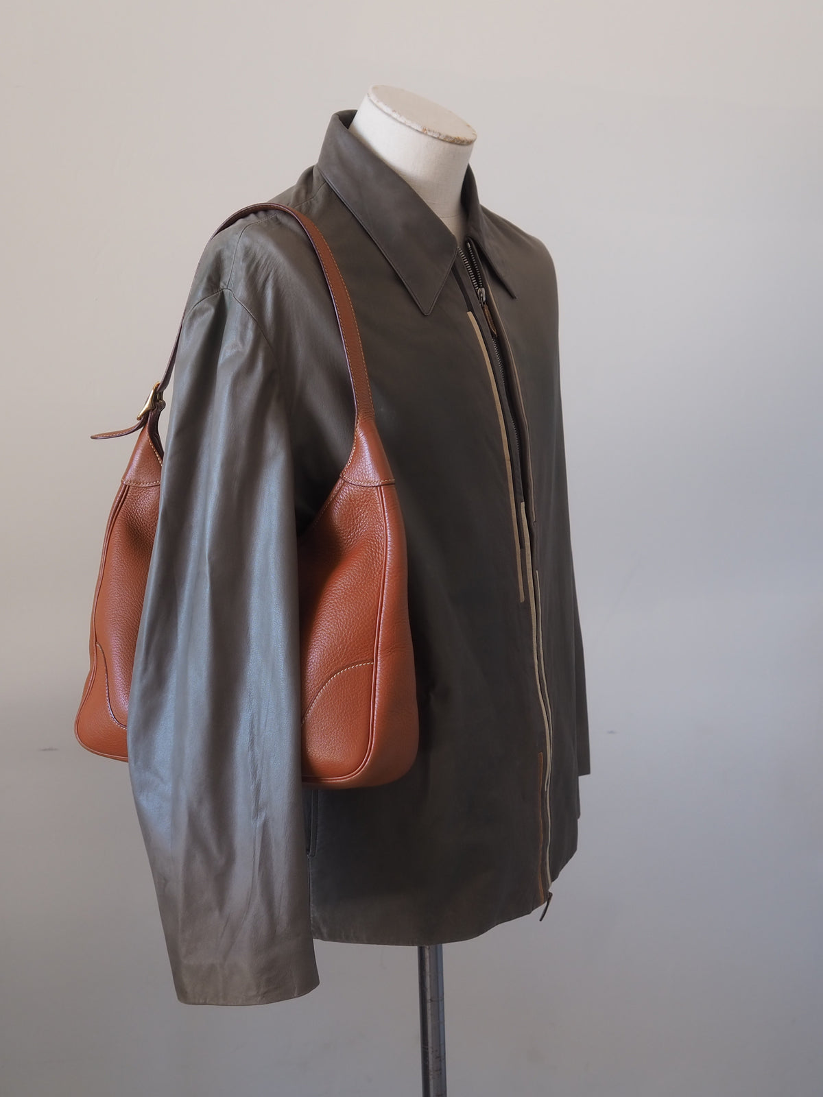 HERMÈS Trim 31 Shoulder Bag