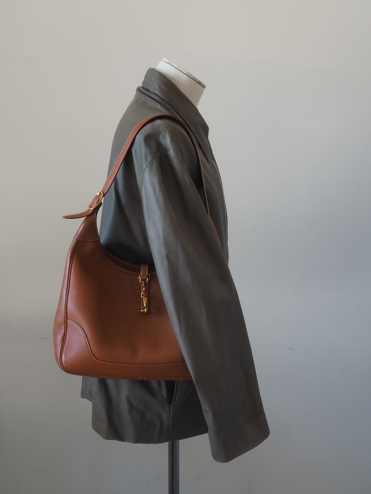 HERMÈS Trim 31 Shoulder Bag