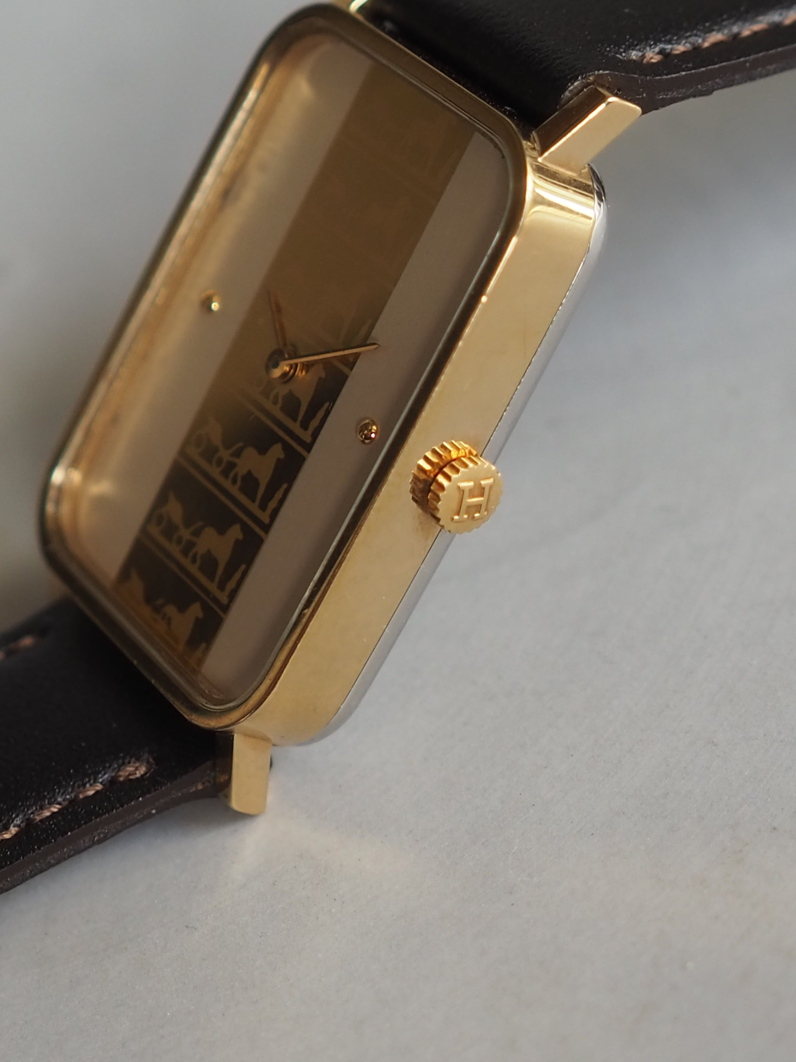 HERMÈS Carréche Watch