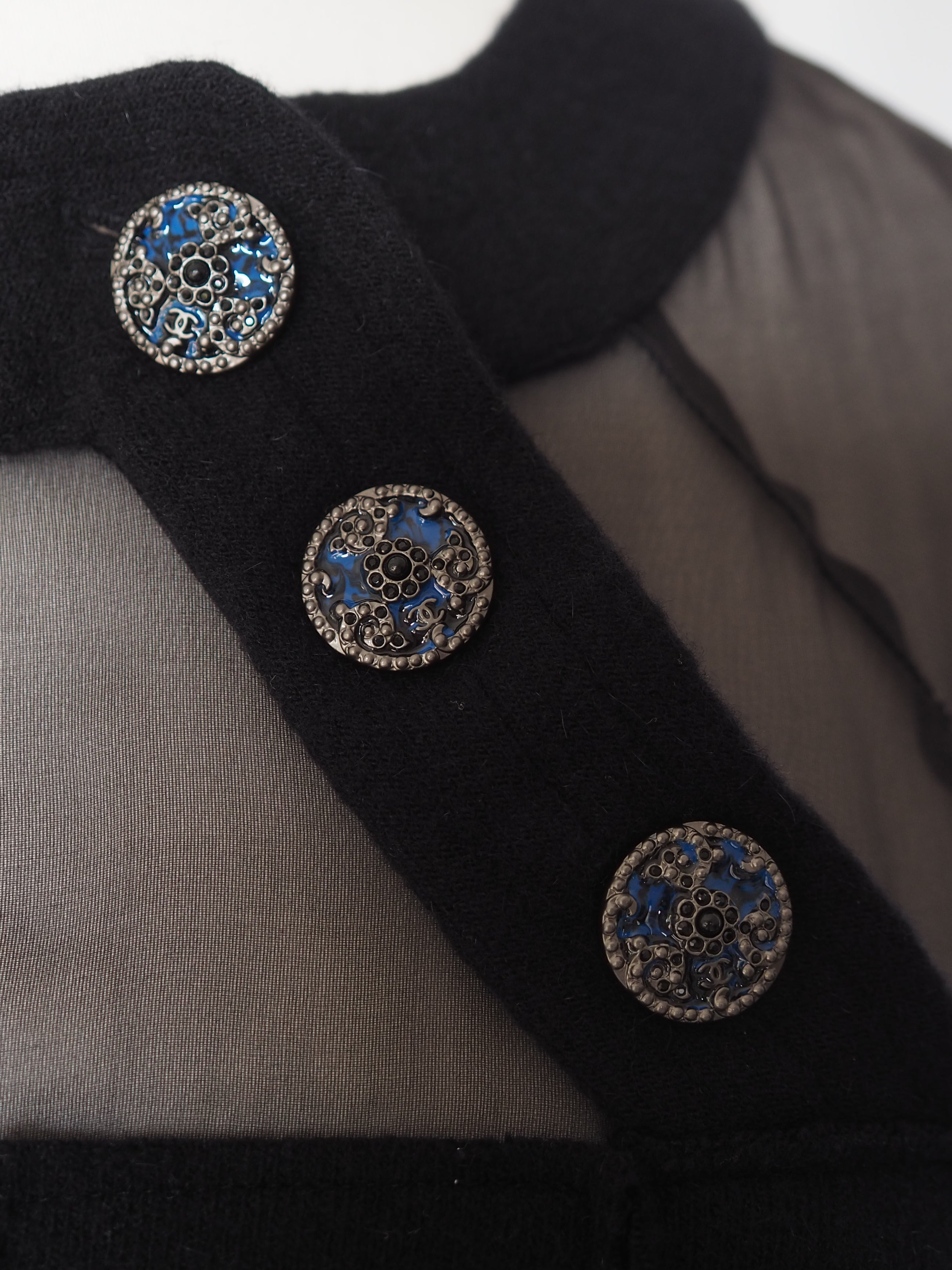 【良品】CHANEL シャネル シルク100%ワンピース ブラック×ホワイト 良品】CHANEL シャネル シルク100%ワンピース ブラック×ホワイト