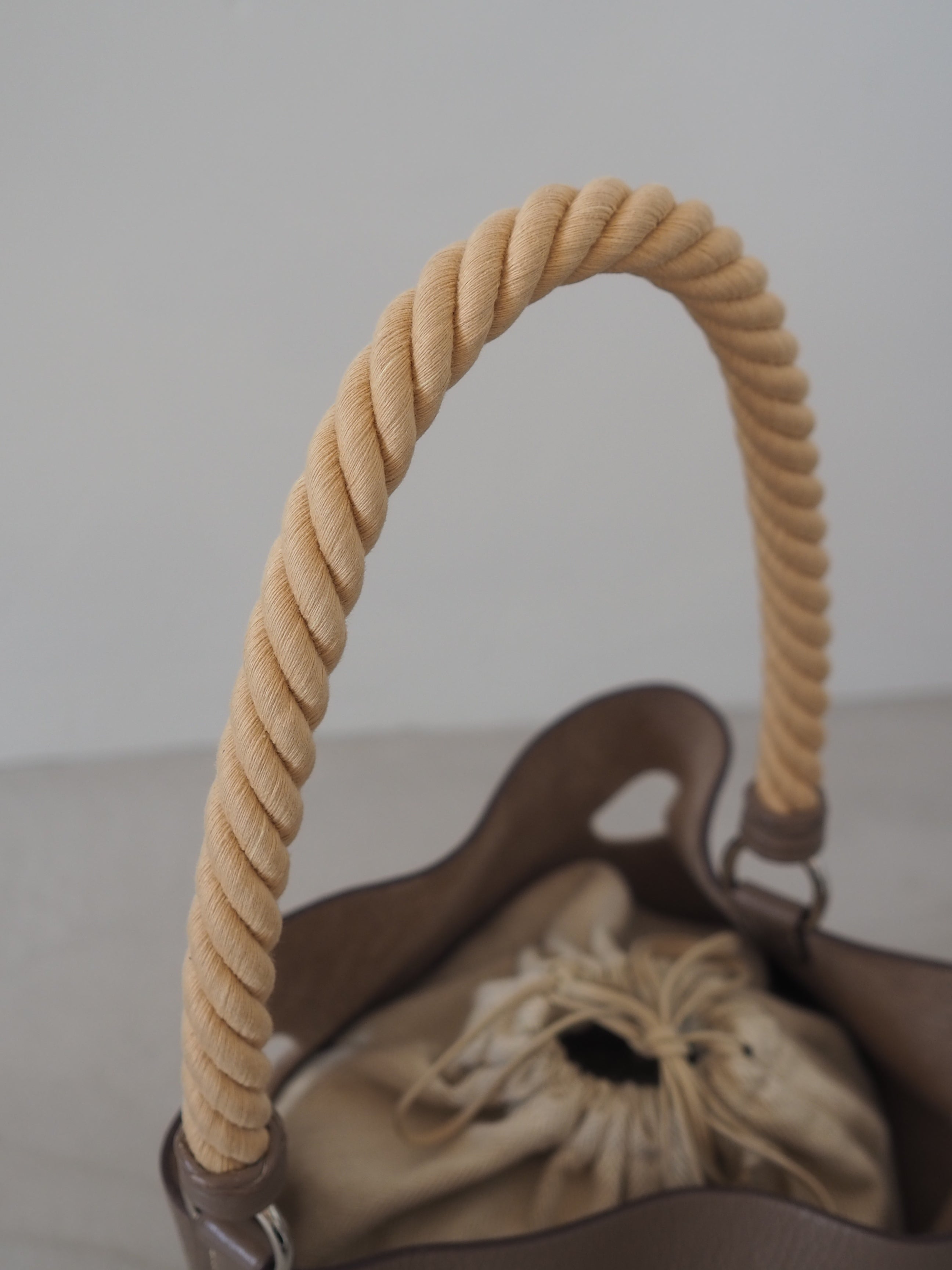 HERMÈS Mangeoire GM Shoulder Bag